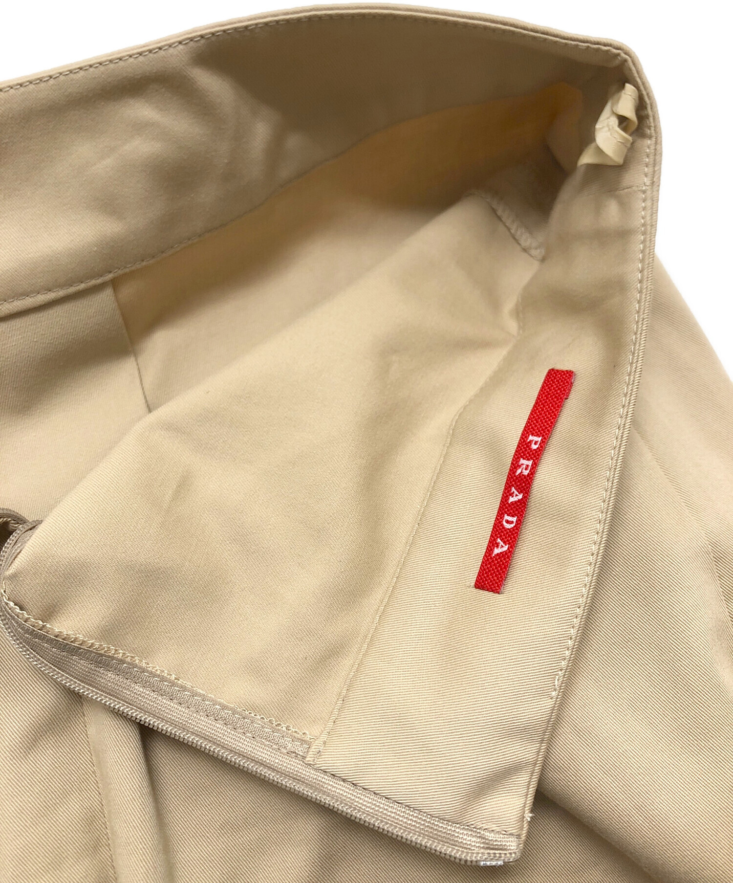 PRADA ベージュ ひざ丈スカート 40 PRADA（プラダ）ひざ丈スカート ベージュ サイズ:36(XS位) レディース
