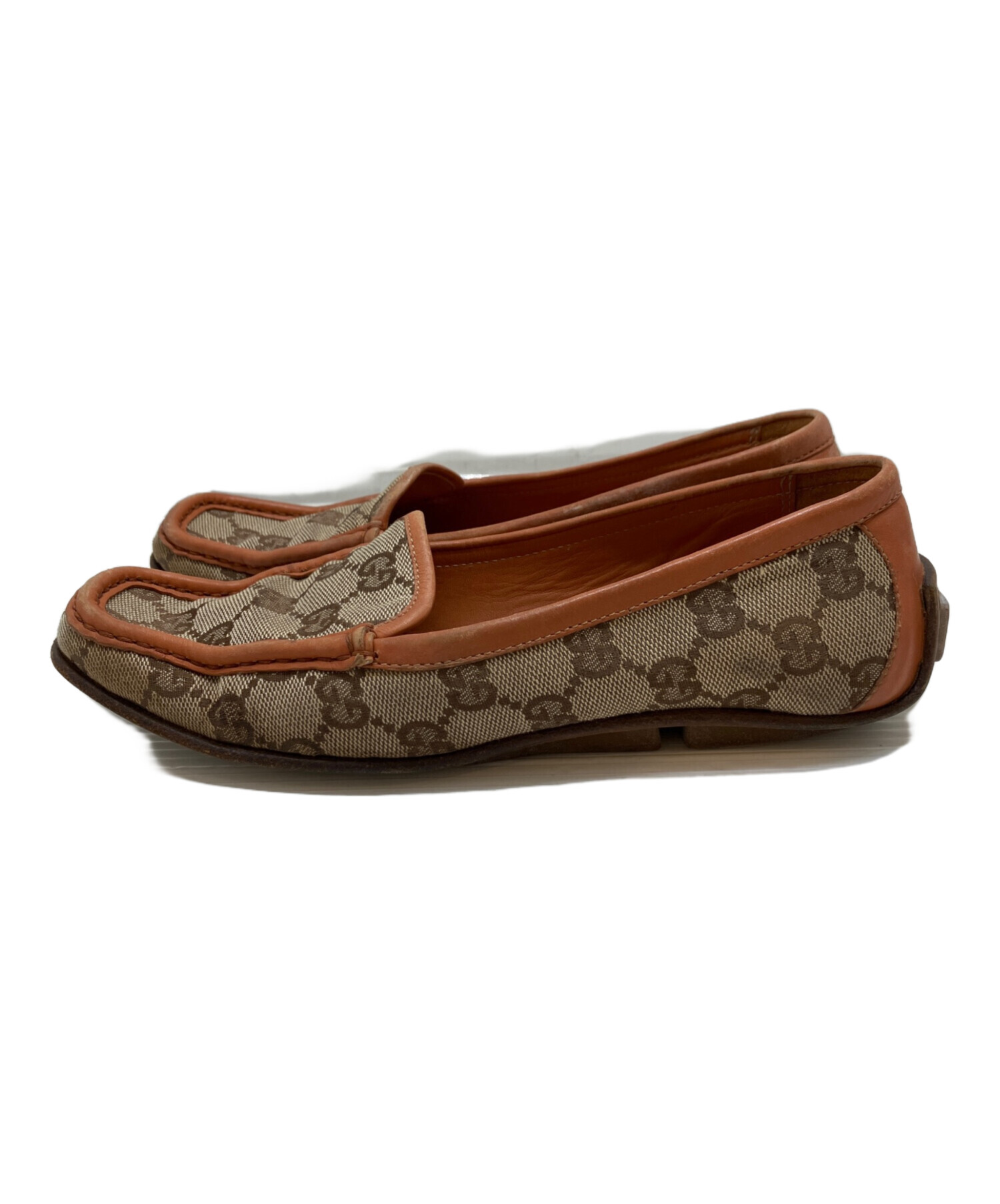 GUCCI インターロッキング　タッセル　ドライビングシューズ　茶 中古・古着通販】GUCCI (グッチ) GGキャンバスドライビングシューズ