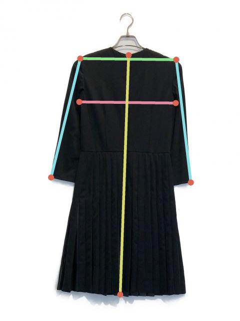 ☆PRADAプラダロゴニット切替プリーツロングワンピース40S☆ 中古・古着通販】PRADA (プラダ) ラムレザー切替プリーツワンピース