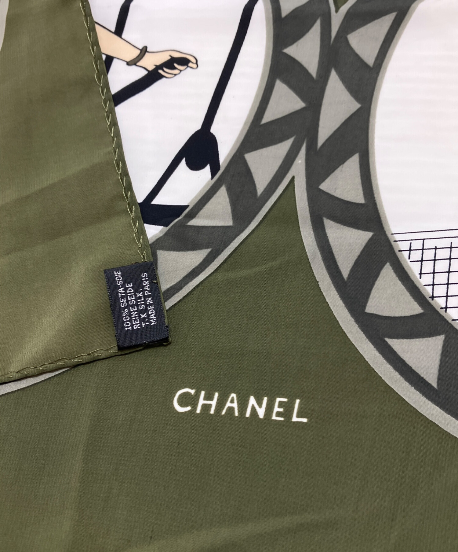 CHANEL　シャネル　ヴィンテージ　チェーン柄　大判スカーフ　シルク　カーキ 中古・古着通販】CHANEL (シャネル) 大判シルクスカーフ カーキ サイズ