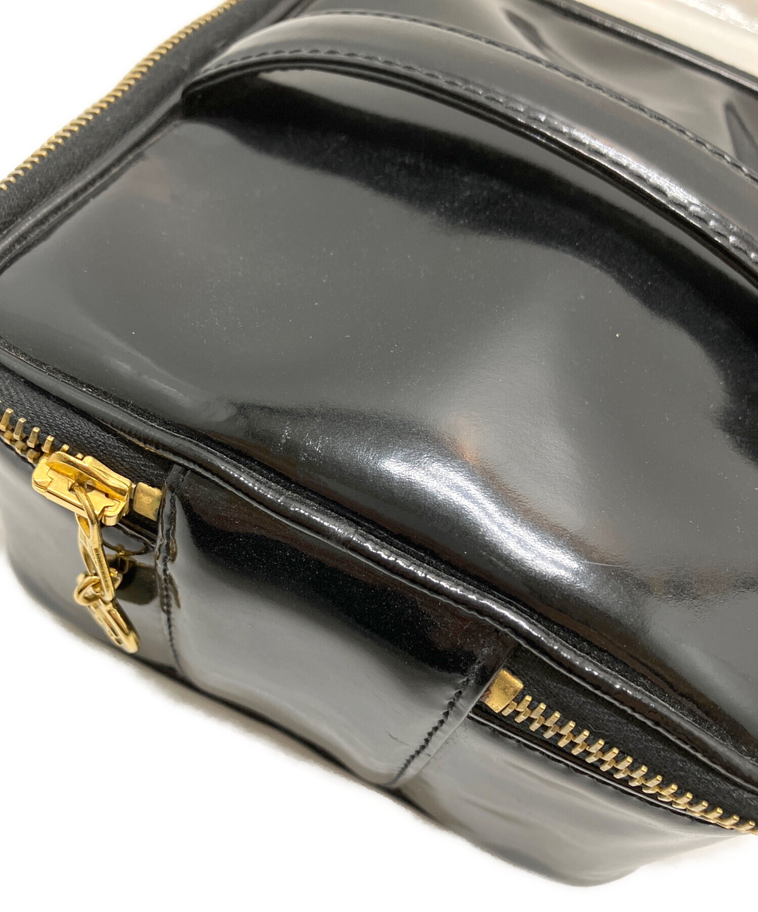 中古・古着通販】CHANEL (シャネル) エナメルバニティバッグ ブラック