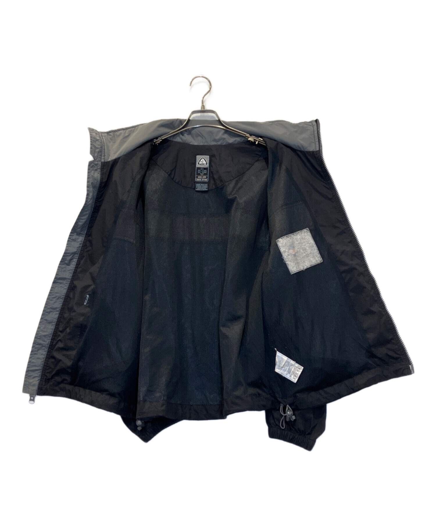 NIKE ACG ナイキ　エーシージー コート（その他） S 黒 【古着】【中古】 中古・古着通販】NIKE ACG (ナイキエーシージー) 3D MULTI POCKET