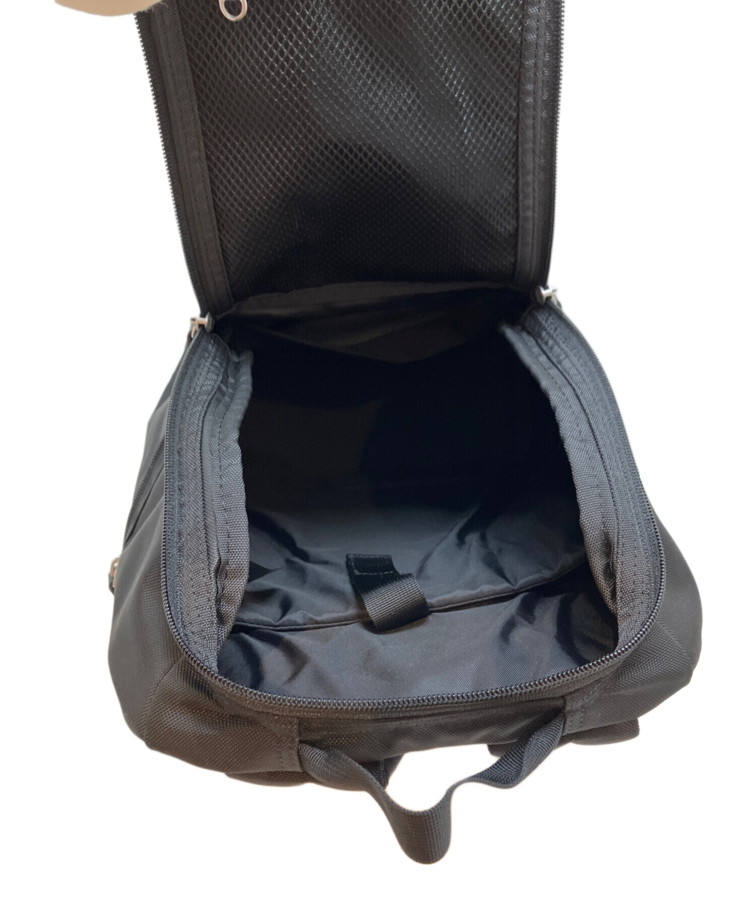 【未使用】Marimekko Metro バックパック　トーステッドナッツ 中古・古着通販】marimekko (マリメッコ) METRO リュック ブラック