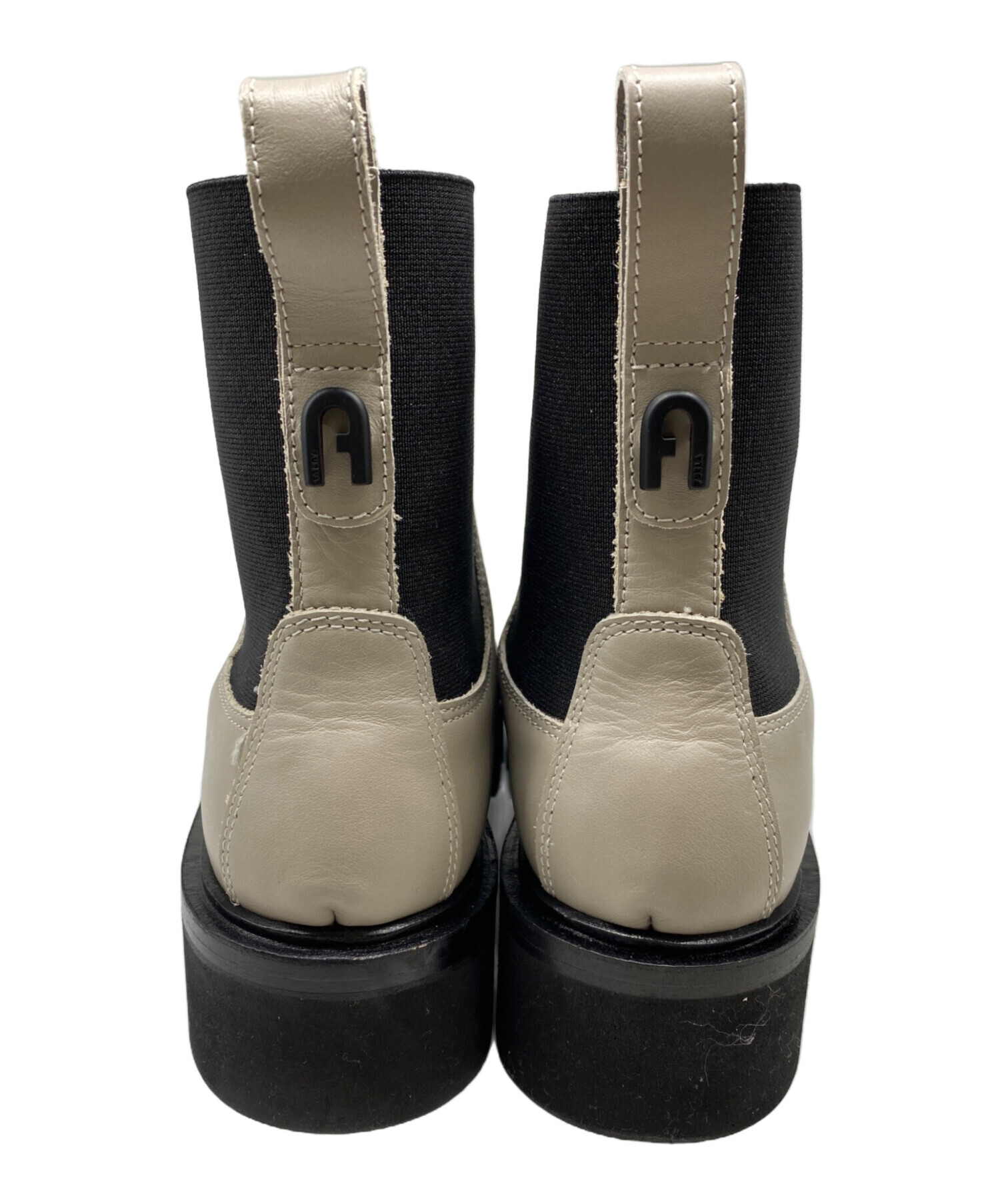 【新品】FURLA　フルラ　ブーツ　ホワイト FURLA フルラ ブーツ ホワイト 【公式通販】