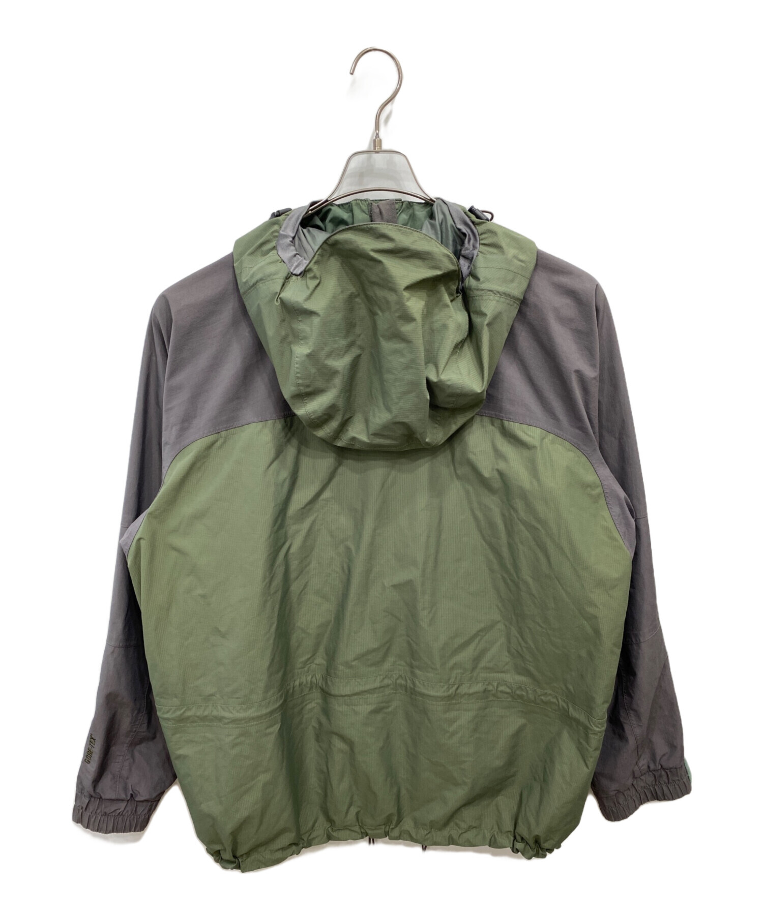 中古・古着通販】MARMOT (マーモット) マウンテンパーカー グリーン 