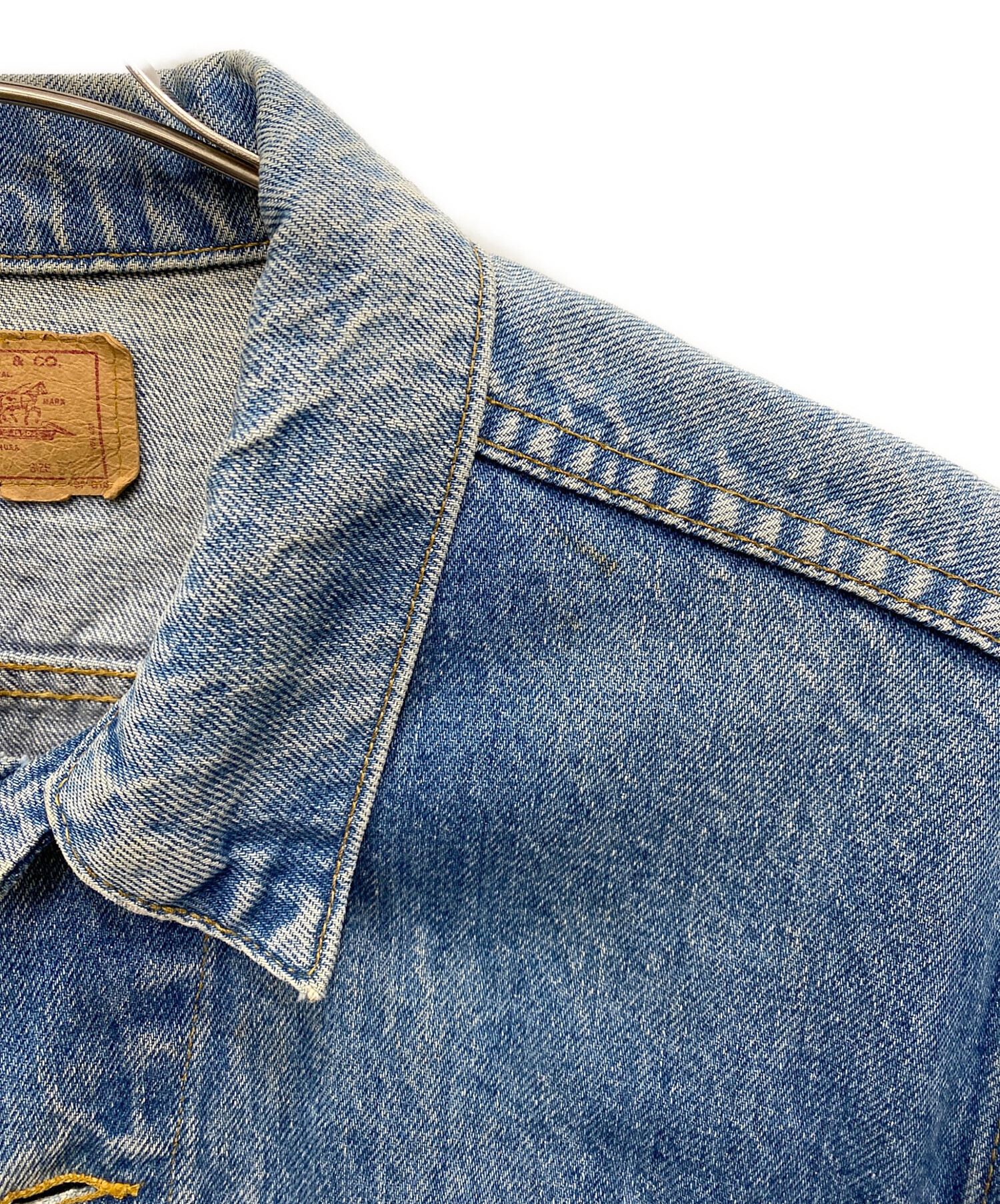 LEVI'S デニムジャケット Lサイズ ブルー 中古・古着通販】LEVI'S (リーバイス) デニムジャケット ブルー