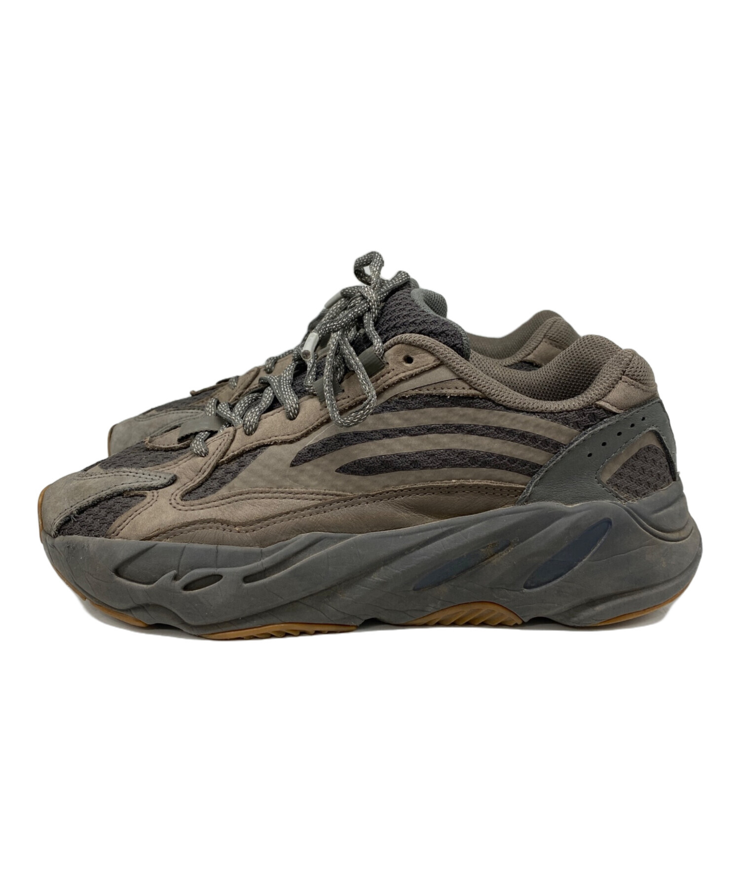 中古・古着通販】adidas (アディダス) YEEZY BOOST 700 V2 グレー 