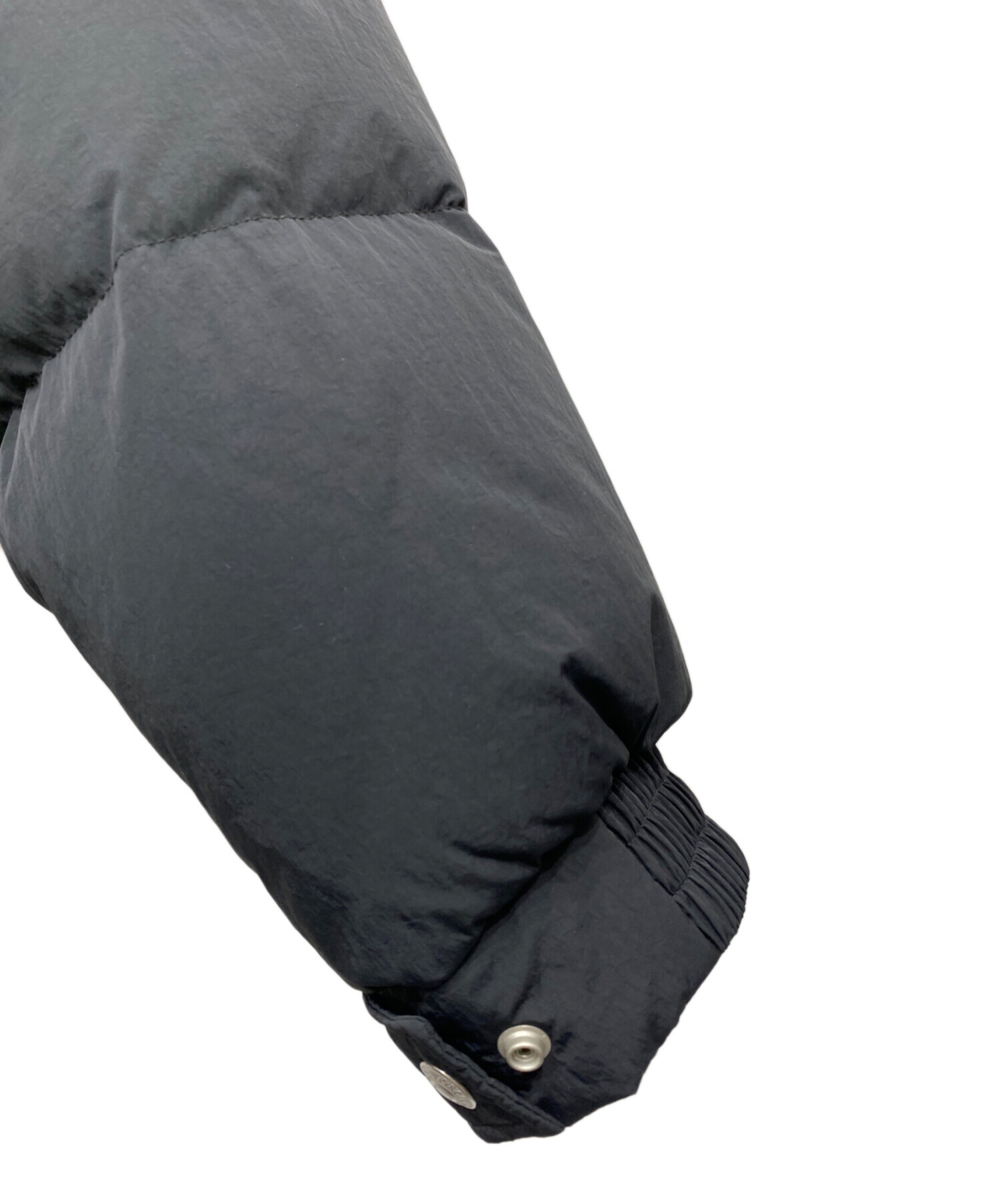 中古・古着通販】LEVI'S (リーバイス) ダウンジャケット ブラック