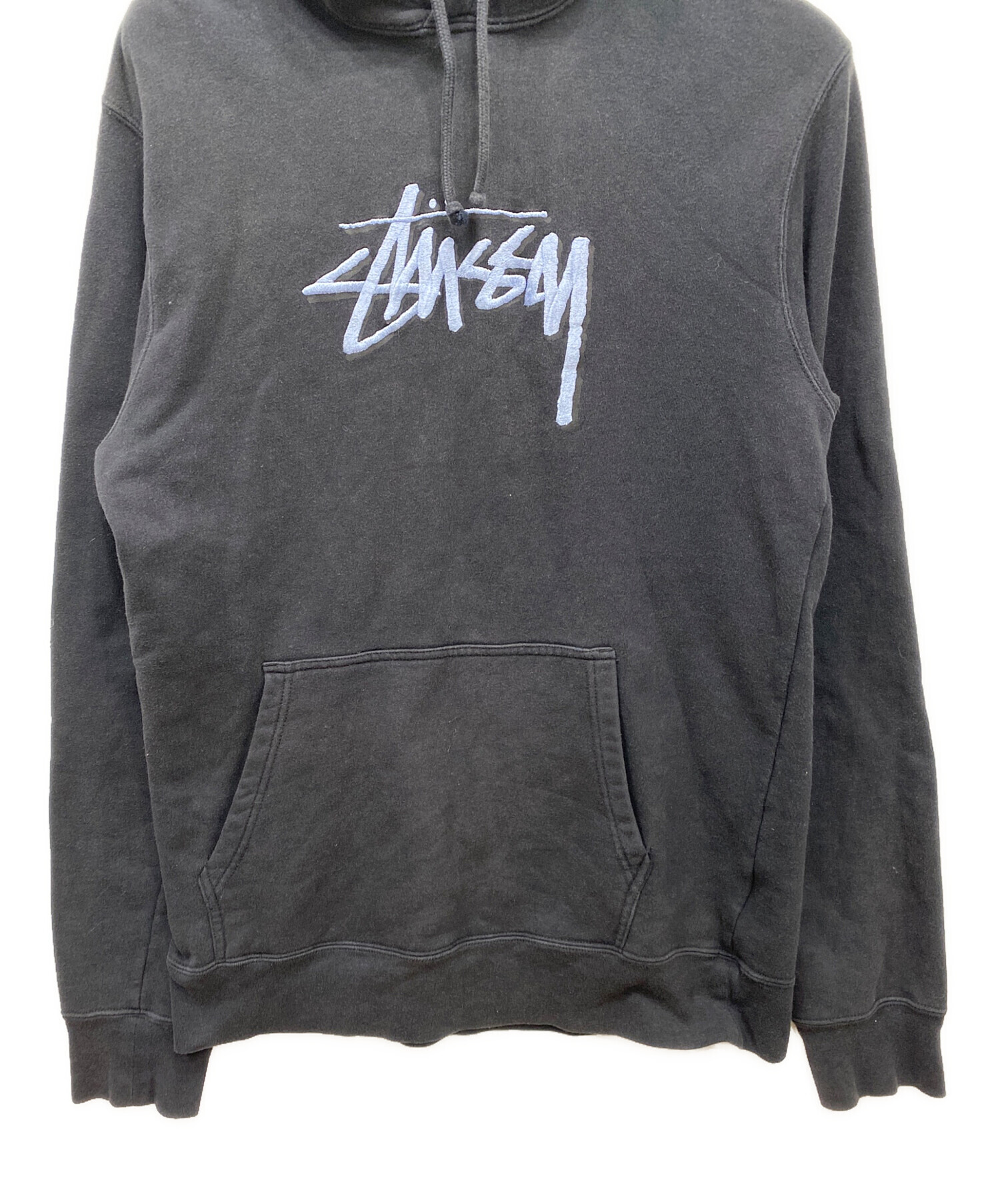 中古・古着通販】stussy (ステューシー) ロゴ刺繍パーカー ブラック