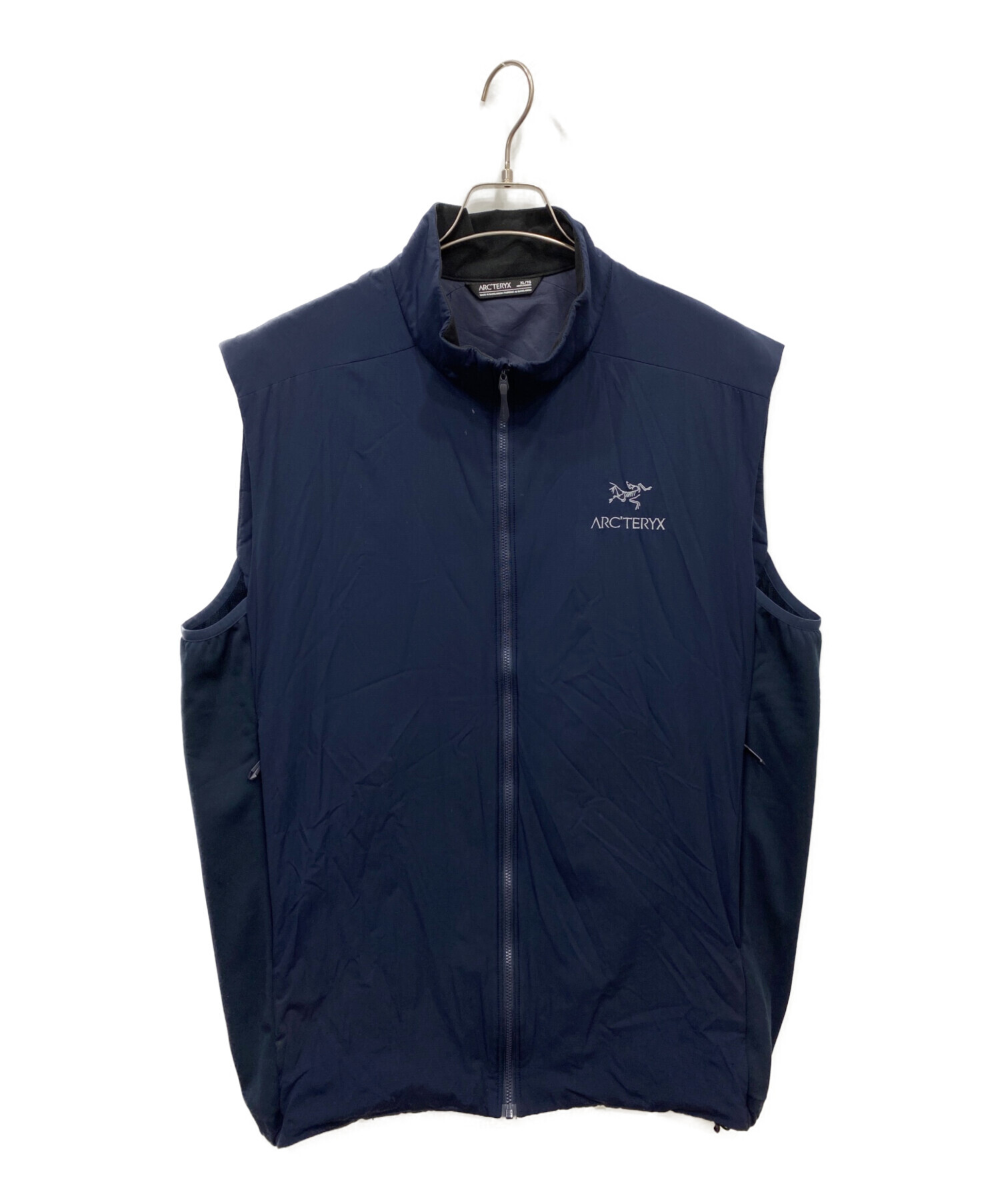 アークテリクス ARC’TERYX ナイロンジャケット ATOM 古着 ネイビー 中古・古着通販】ARC'TERYX (アークテリクス) ATOM LT VEST ネイビー