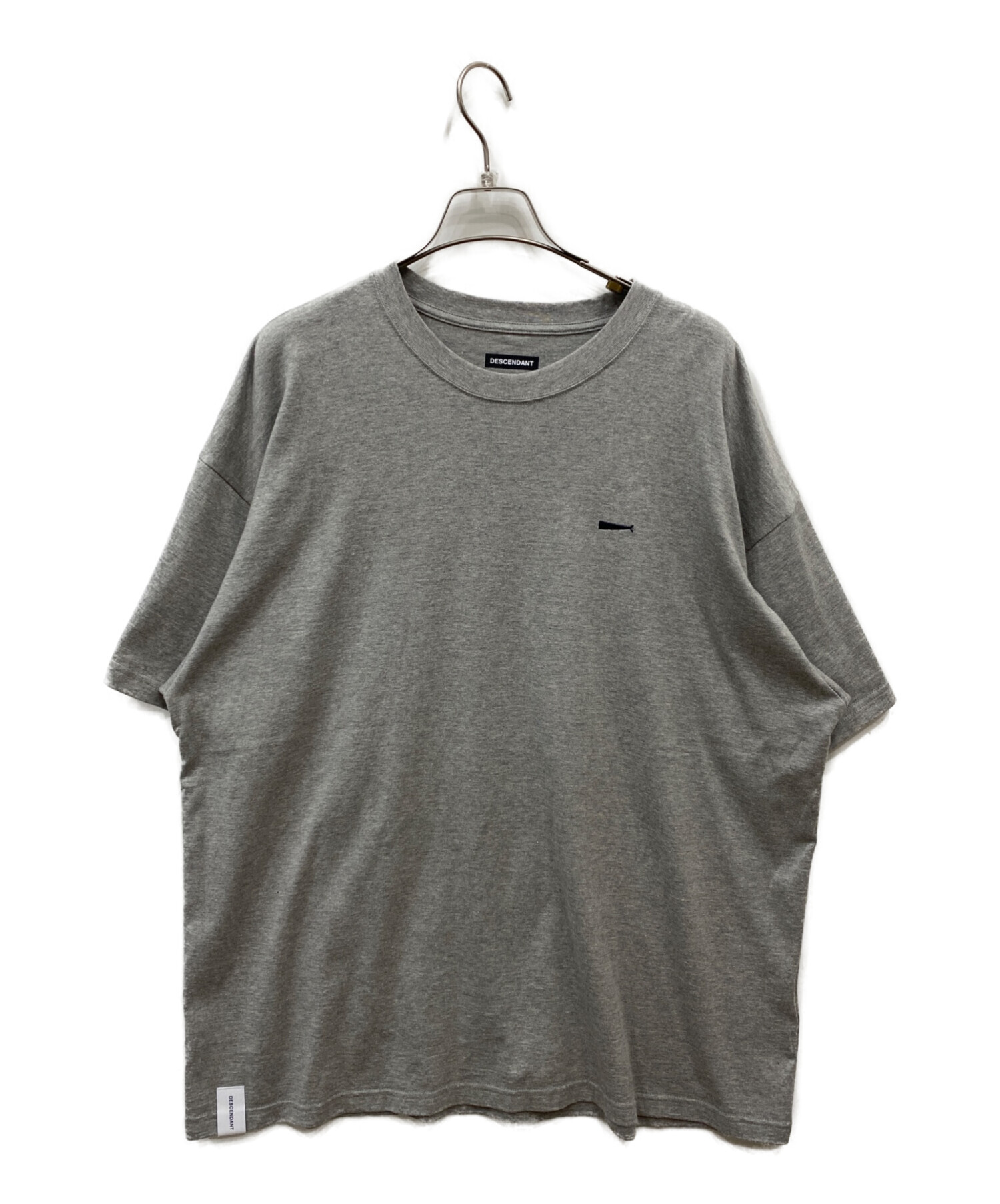中古・古着通販】DESCENDANT (ディセンダント) Tシャツ グレー サイズ 中古・古着通販】DESCENDANT (ディセンダント) Tシャツ グレー サイズ