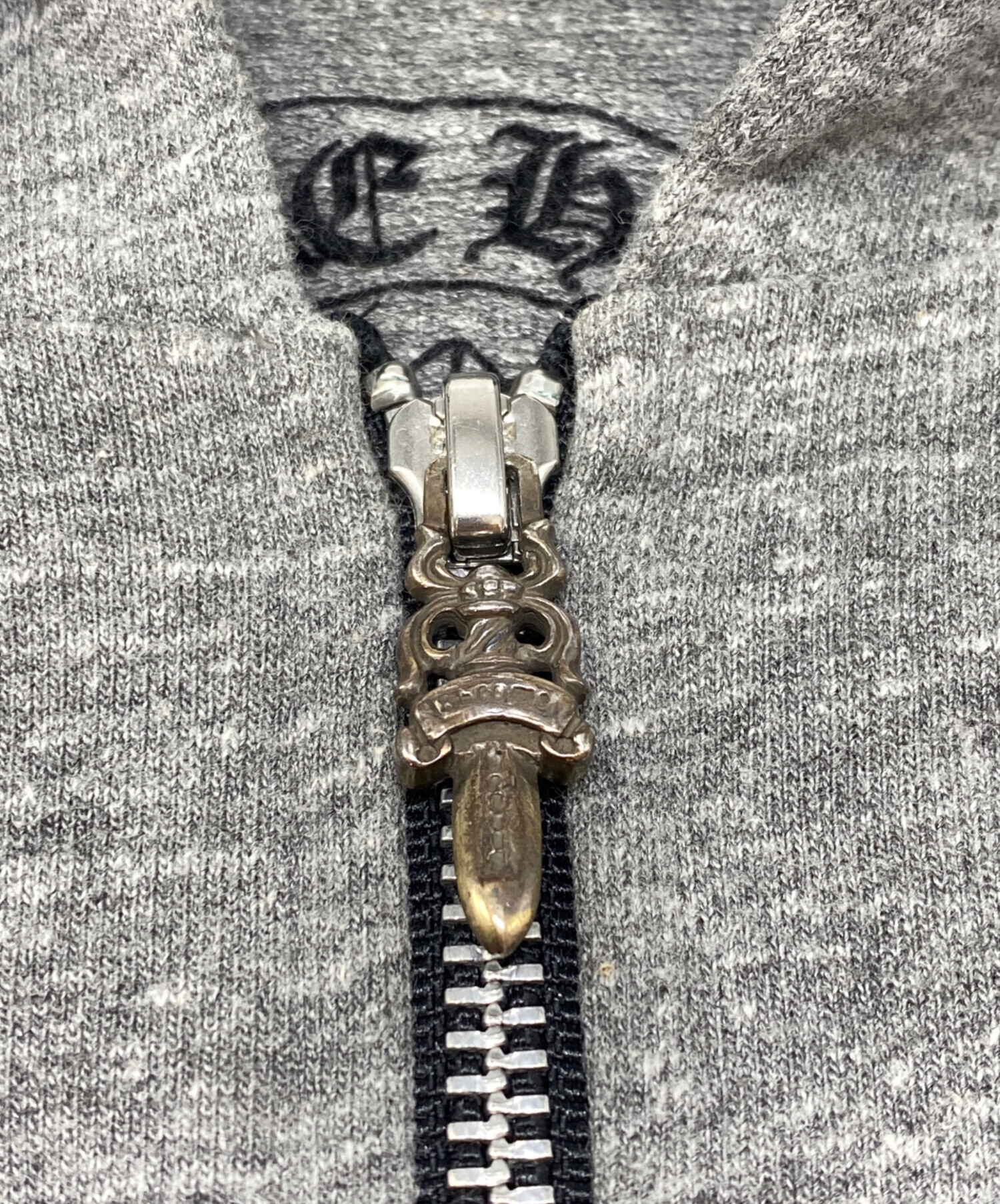 中古・古着通販】CHROME HEARTS (クロムハーツ) ジップパーカー グレー