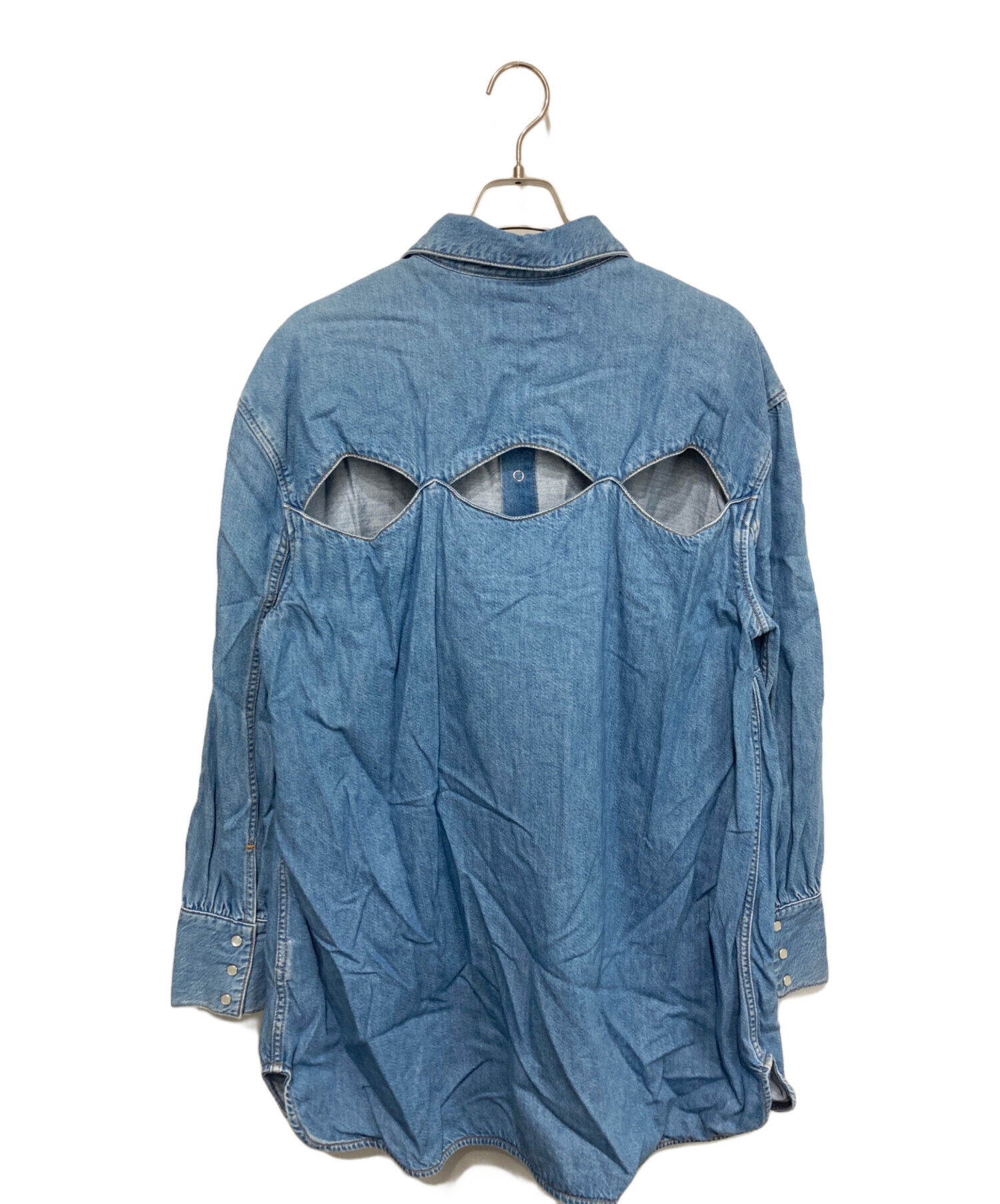 中古・古着通販】GANNI (ガニー) バックオープンデニムシャツ ブルー 