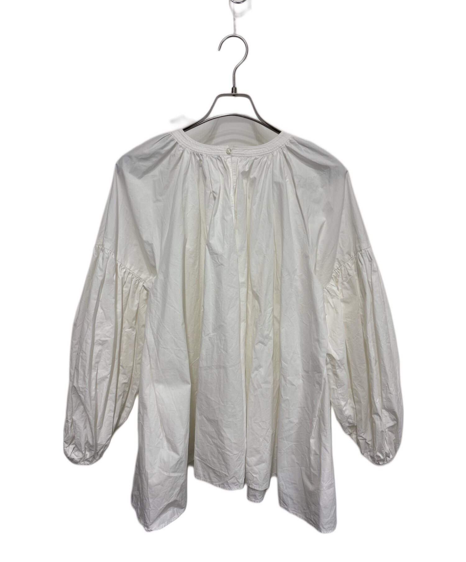 ETRÉ TOKYO タイプライターボリュームブラウス ホワイト 新品未使用品 ETRE TOKYO（エトレトウキョウ）の「タイプライターボリュームブラウス