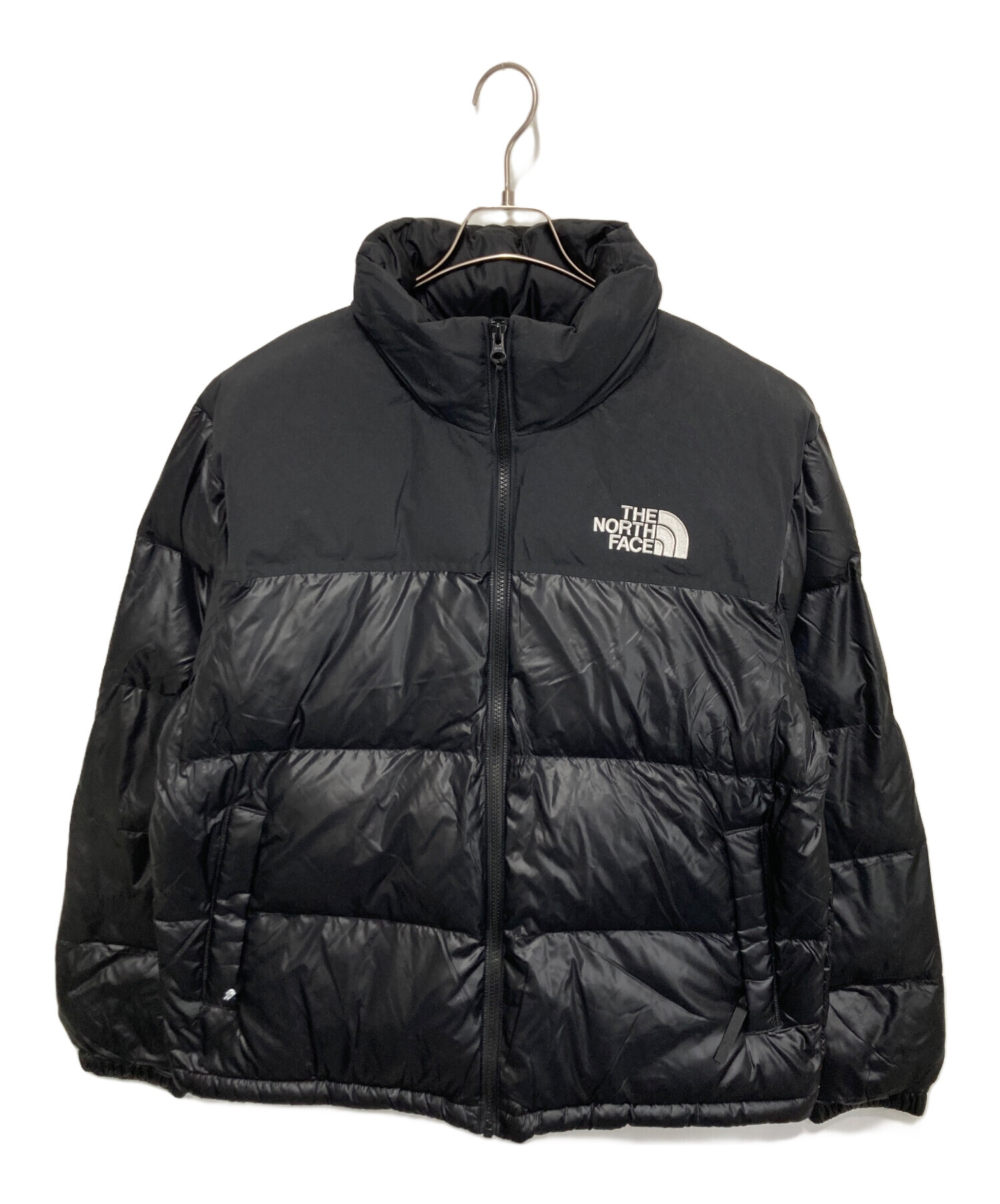 未使用に近い極美品ノースフェイスNUPTSE ON BALL JACKET Ｌ THE NORTH FACE（ザ ノースフェイス） ノースフェイス ヌプシ