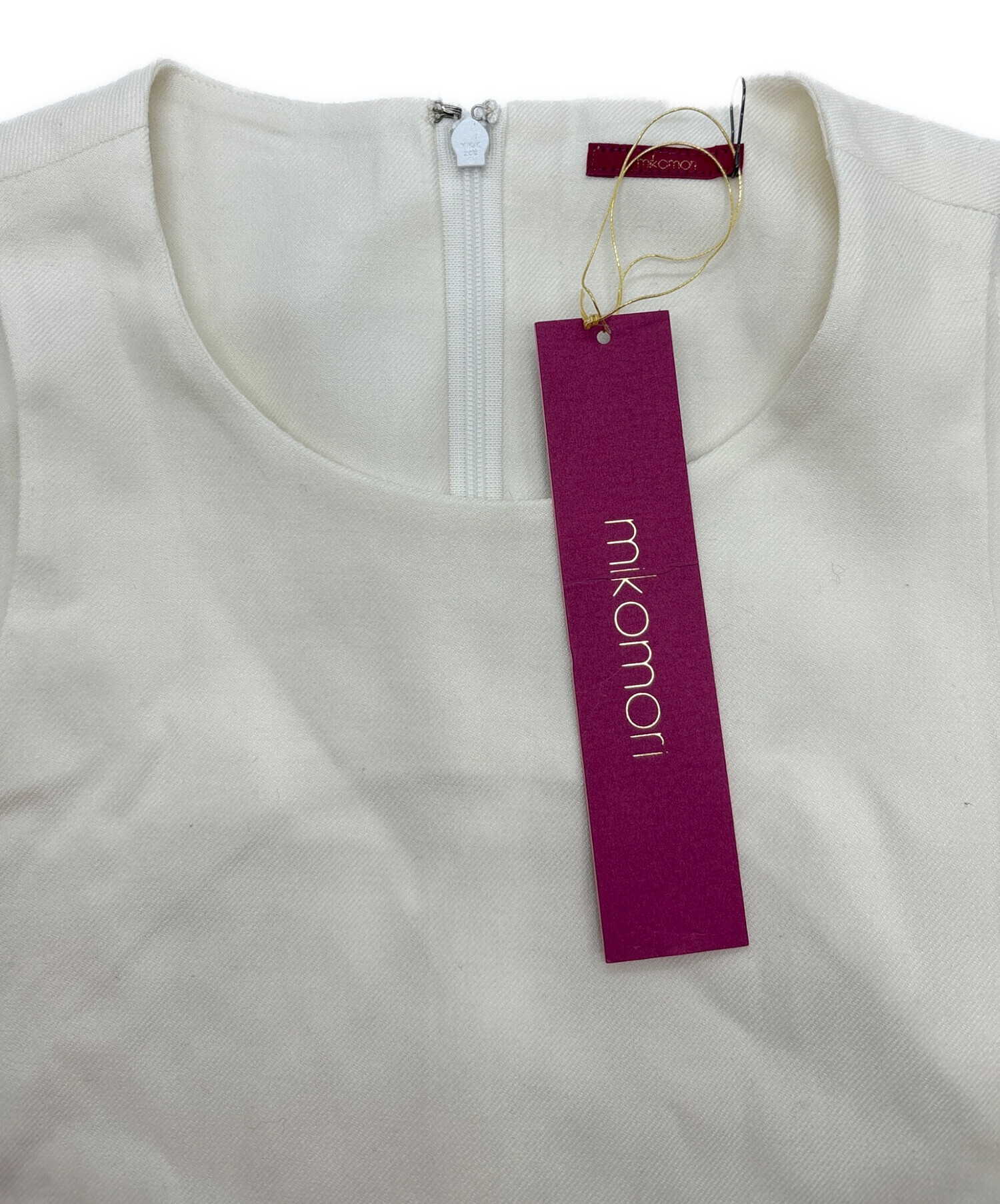 ホワイト ノースリーブ ワンピース 中古 中古・古着通販】mikomori (ミコモリ) ノースリーブワンピース