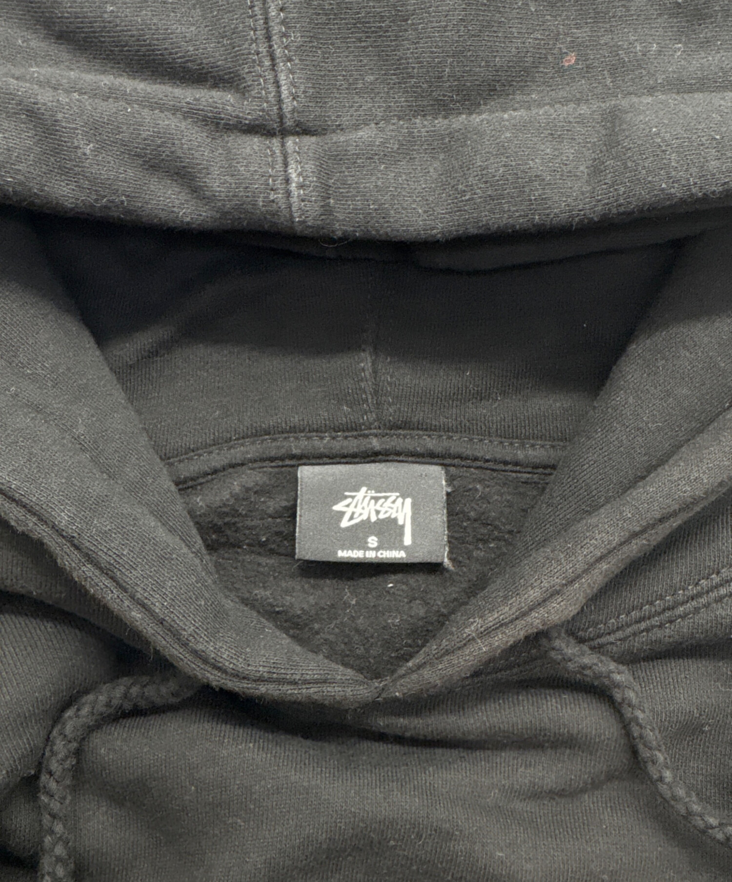 あ*ー様 Stussy バックプリント ブラックパーカー S 中古・古着通販】stussy (ステューシー) ストーンバックプリント