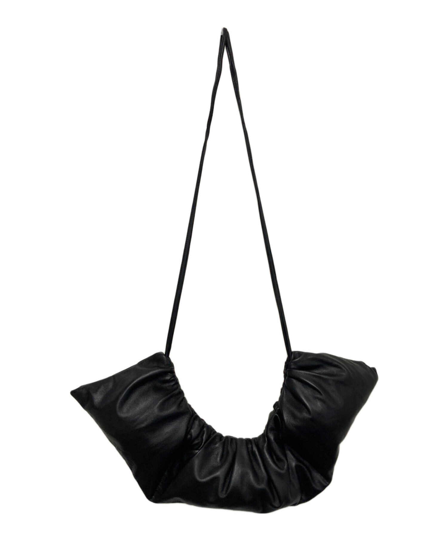 amomento バッグ アモーメント AMOMENTO(アモーメント)のSMALL PADDED