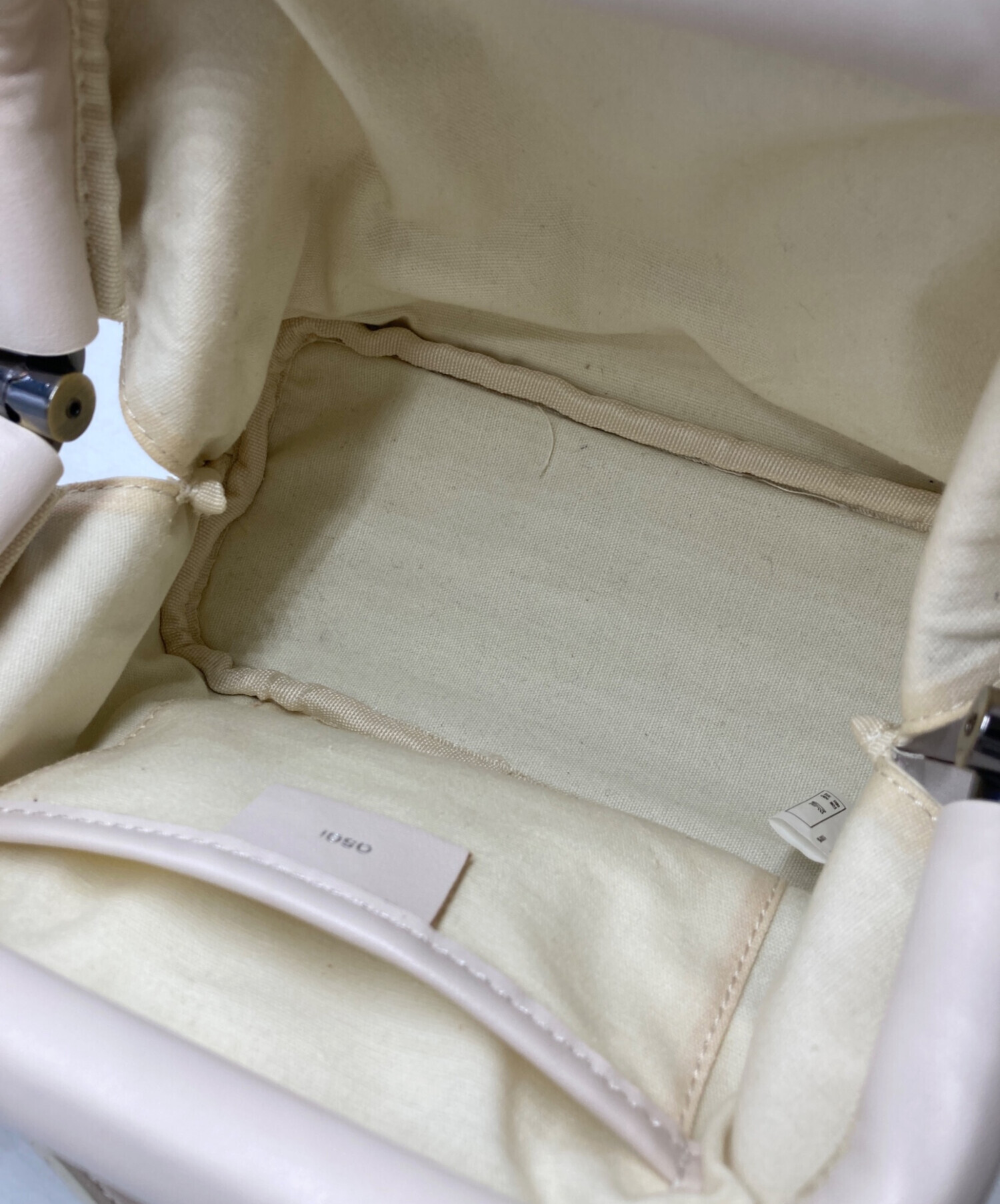 OSOI オソイ ショルダーバッグ - オフホワイト 【古着】【中古】 OSOI(オソイ) ショルダーバッグ02 6211 9481 02 6211 9481 オフ