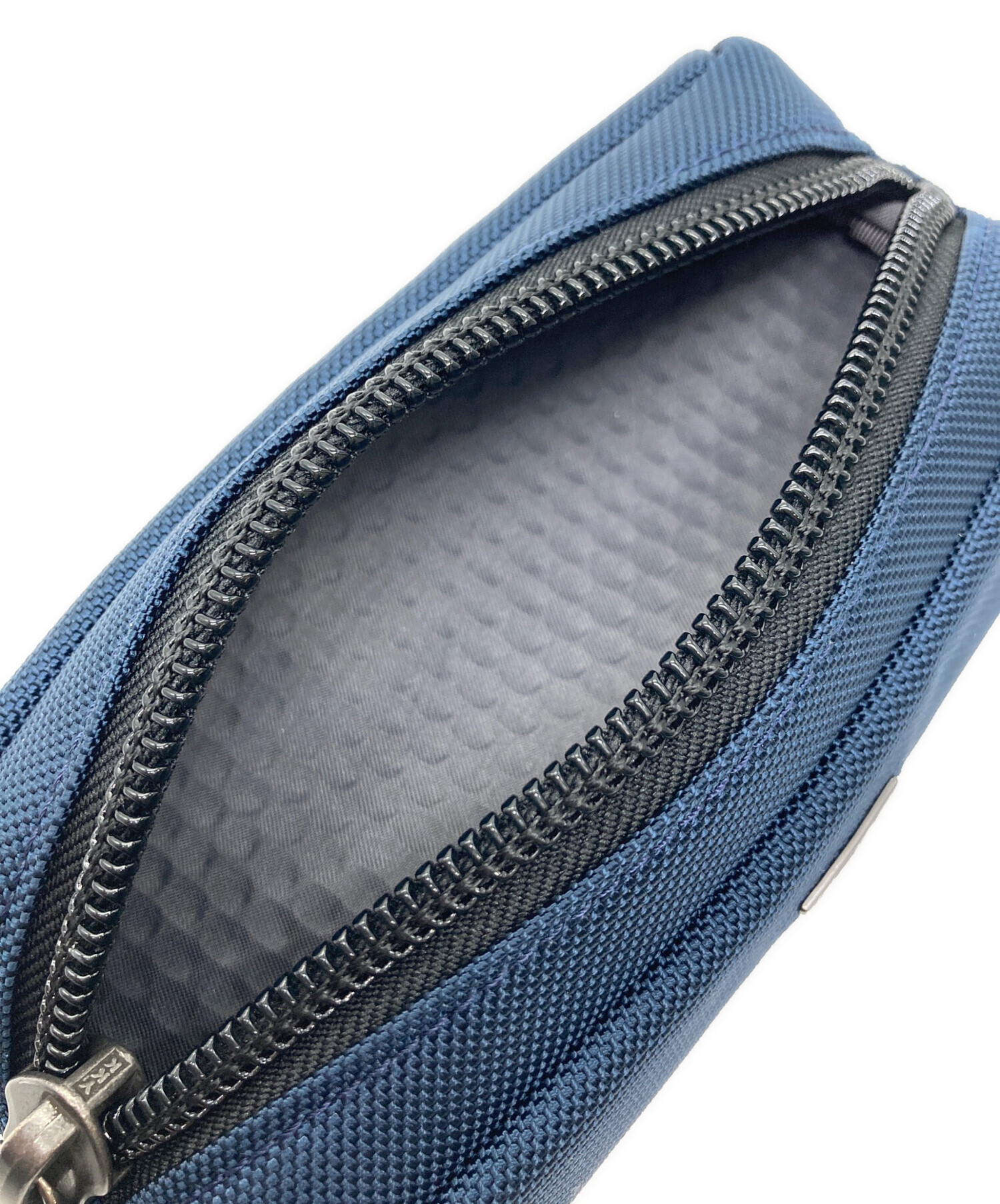 TUMI ポーチ 014882 NVYO ネイビー 中古・古着通販】TUMI (トゥミ) スモールモジュラーポーチ ネイビー