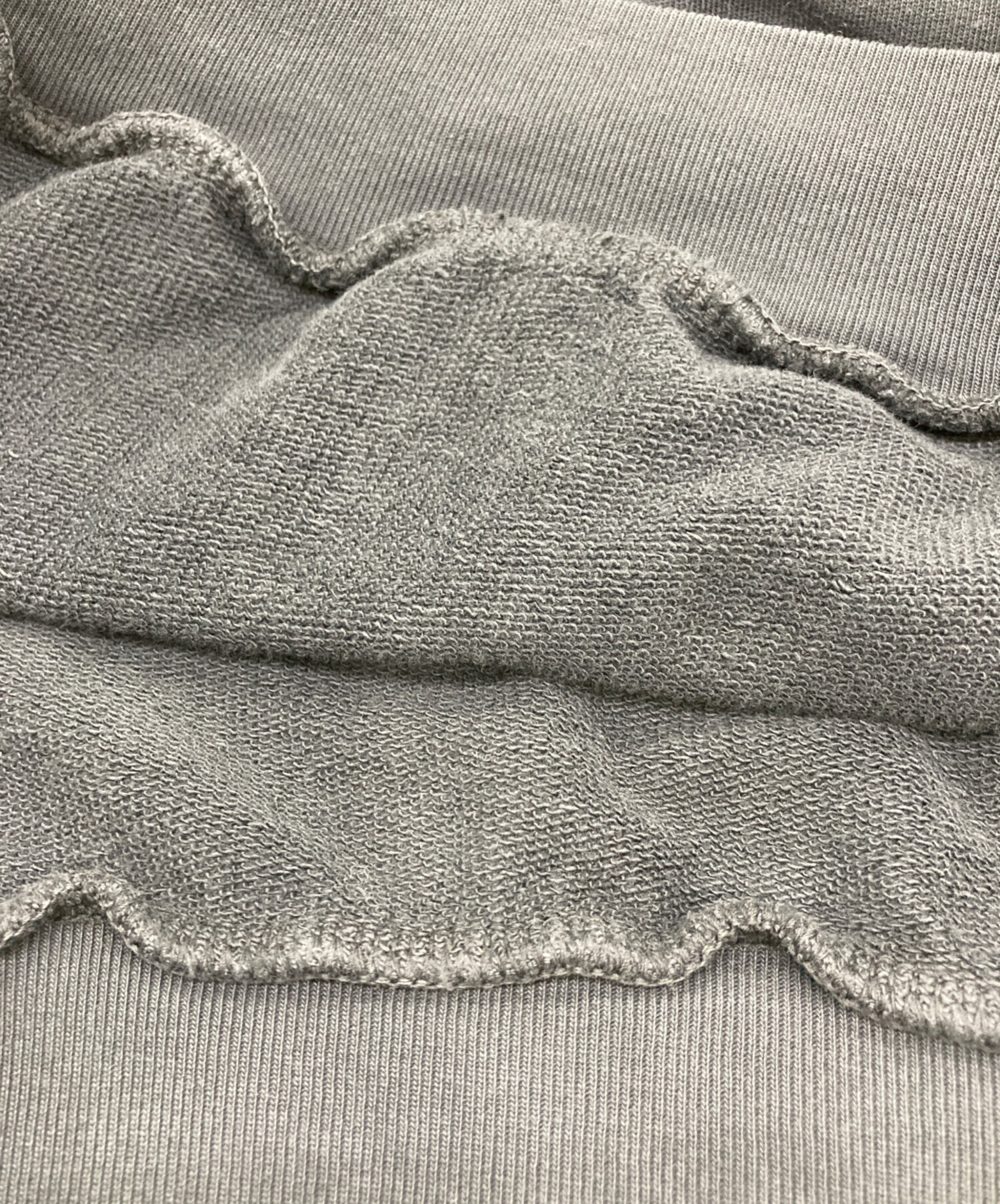 中古・古着通販】BALENCIAGA (バレンシアガ) ロゴ刺繍オーバーサイズ 中古・古着通販】BALENCIAGA (バレンシアガ) ロゴ刺繍オーバーサイズ