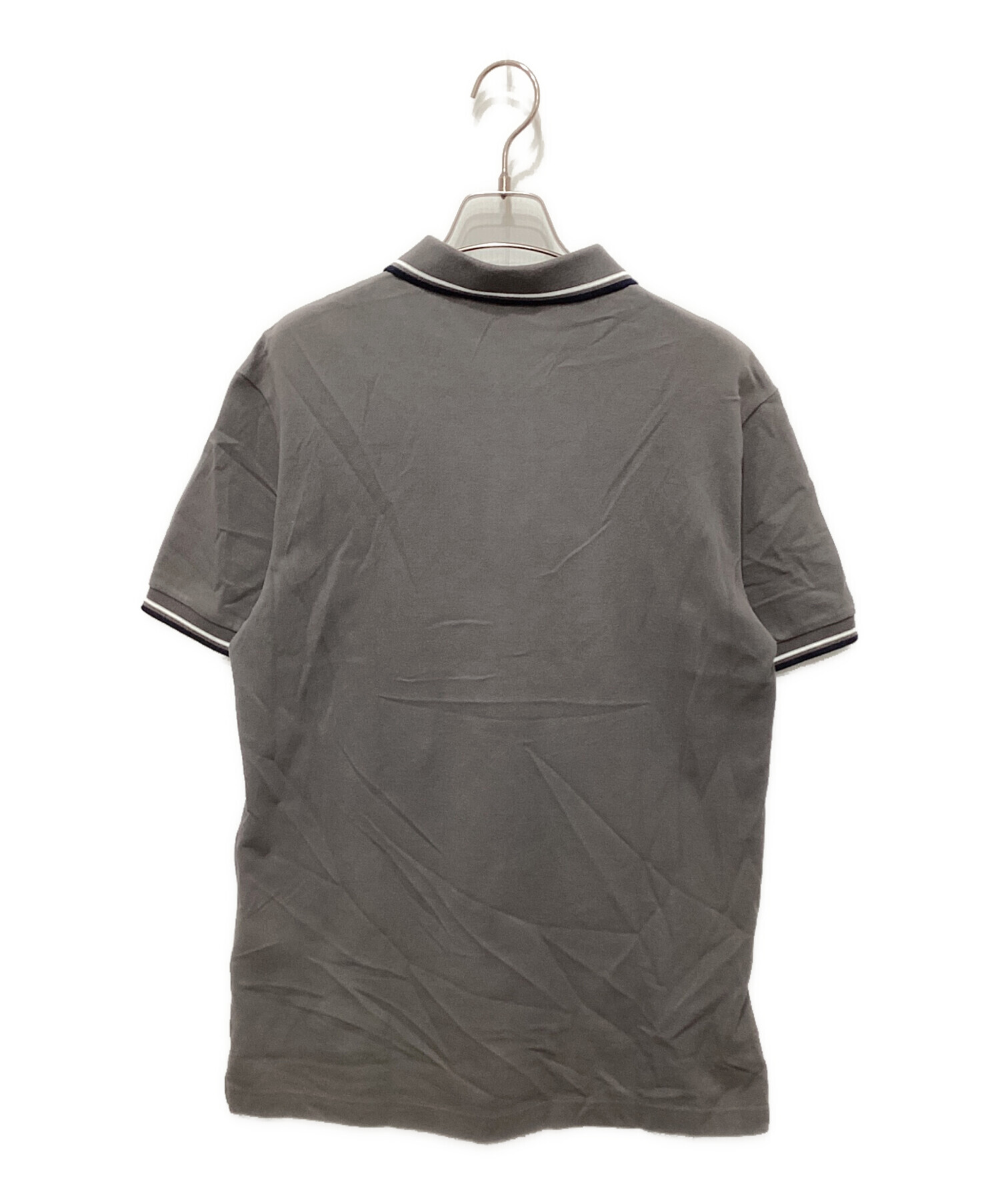 中古・古着通販】PRADA (プラダ) ラバーロゴポロシャツ グレー サイズ