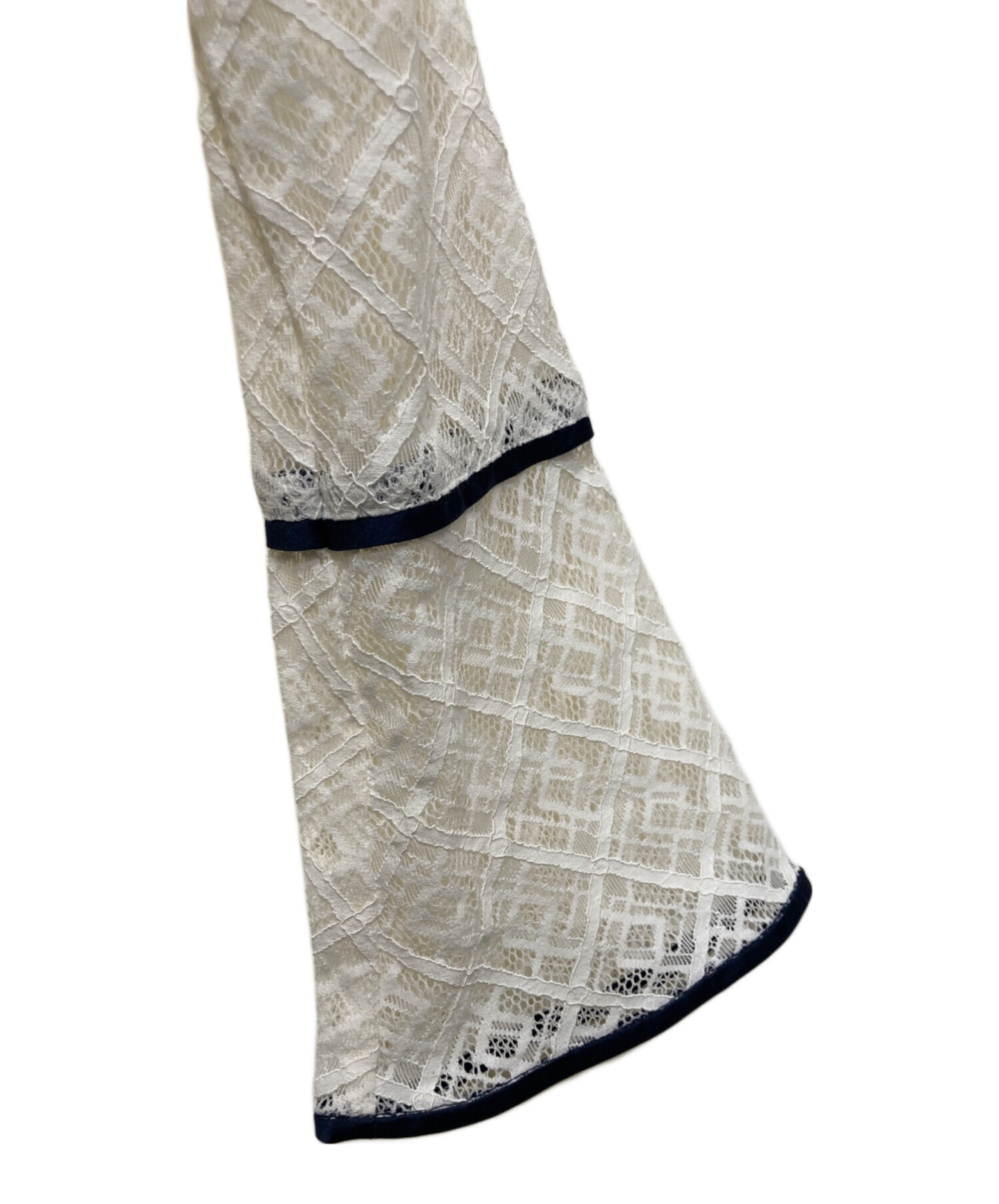 中古・古着通販】Lily Brown (リリーブラウン) オリエンタルレース