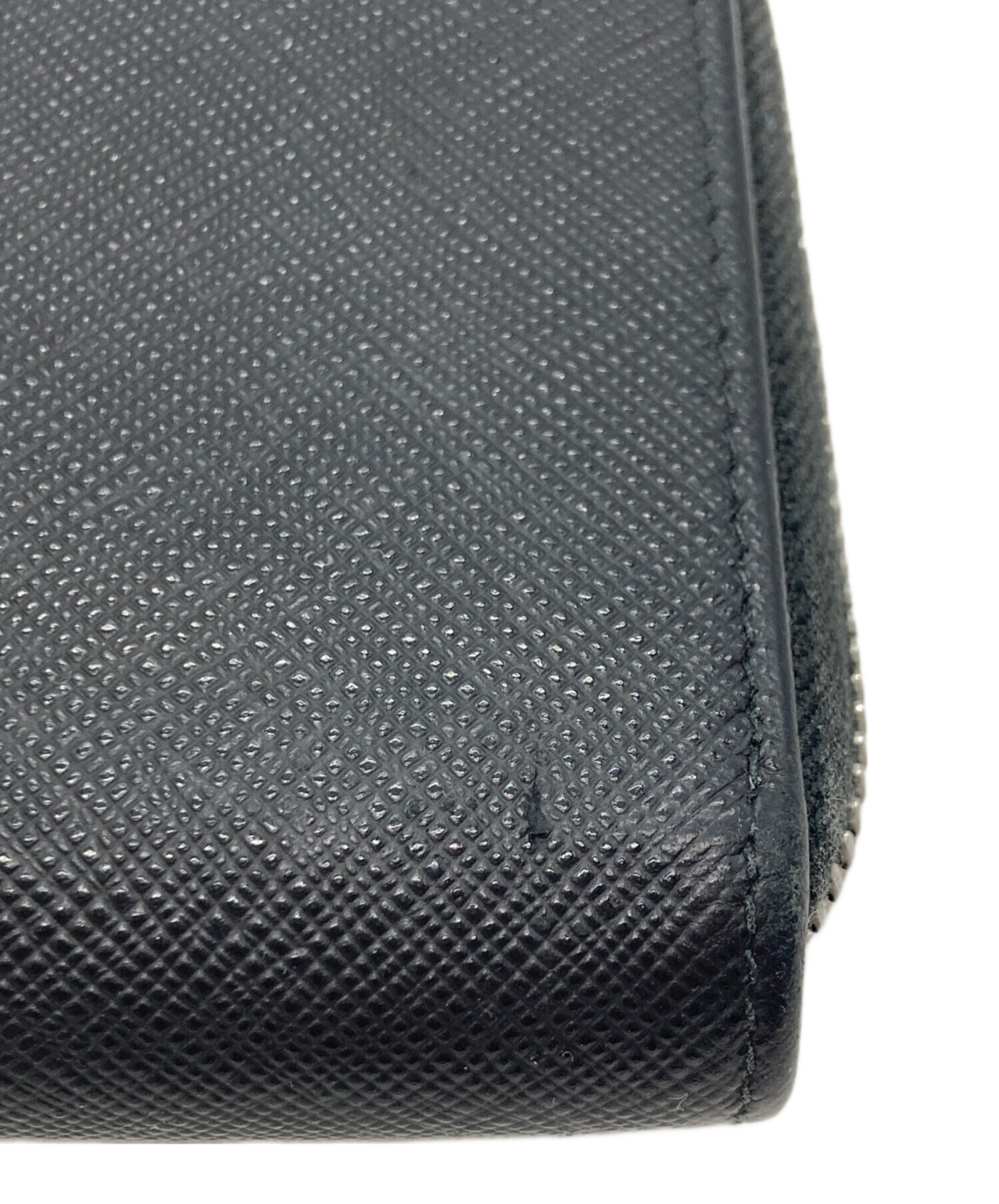 中古・古着通販】PRADA (プラダ) ラウンドファスナー財布 ブラック