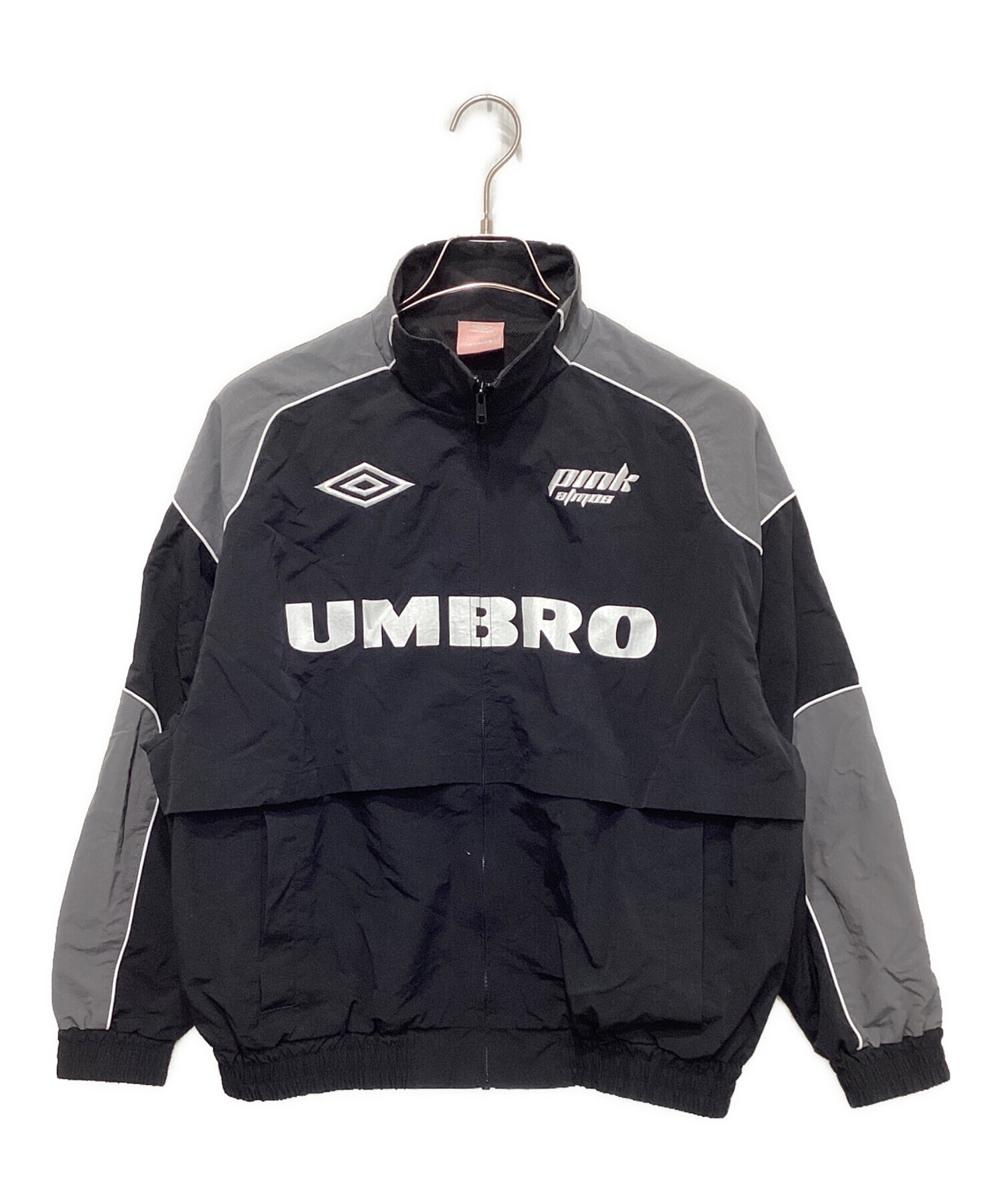 Umbro オリンピック・リヨン2007トラックスーツ Mサイズ 未使用品 中古・古着通販】UMBRO (アンブロ) atmos pink (アトモスピンク