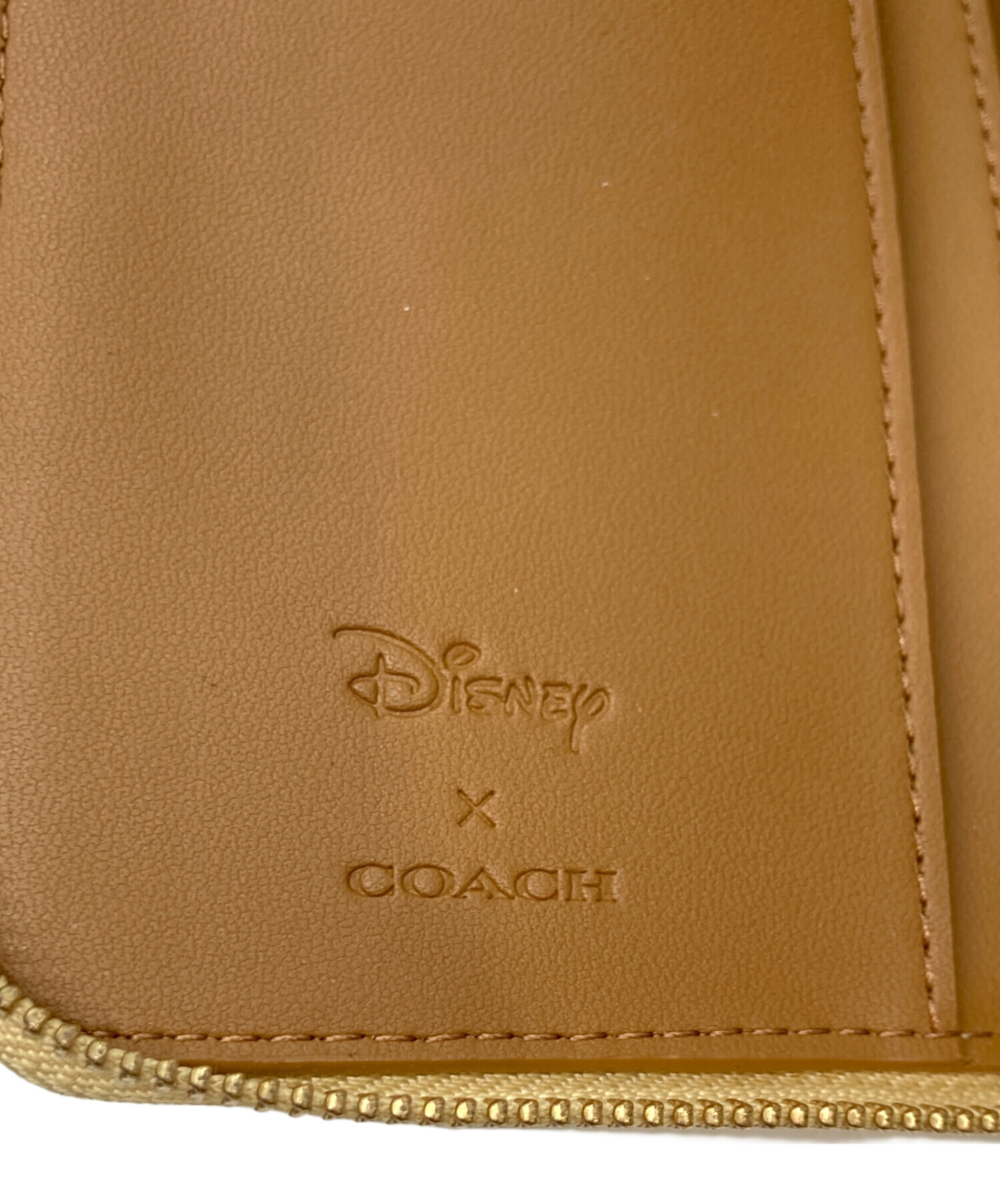中古・古着通販】COACH (コーチ) Disney (ディズニー) ラウンド