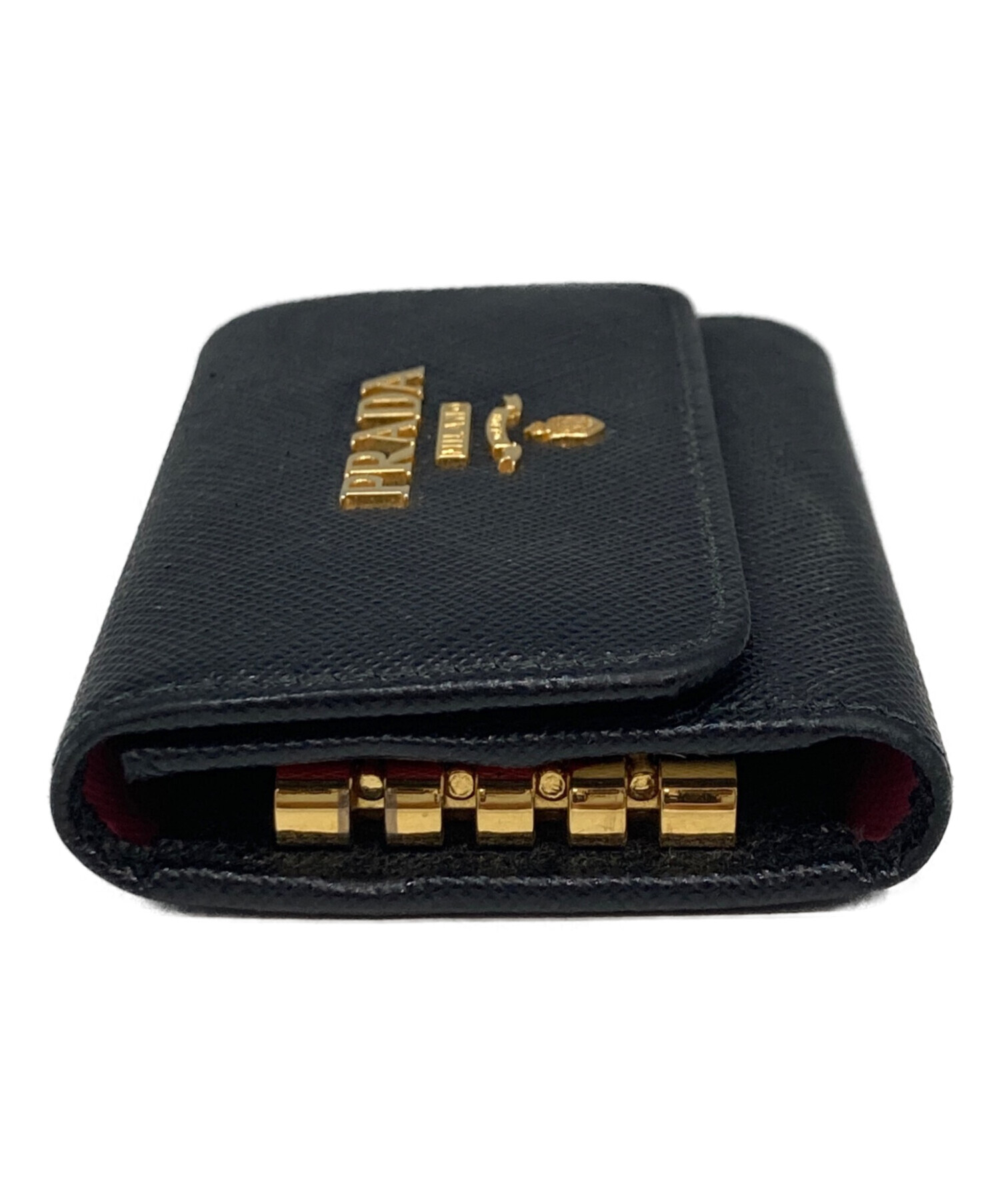 美品 プラダ PRADA 4連 キーケース 三角ロゴプレート ブラック 中古・古着通販】PRADA (プラダ) 4連キーケース ブラック｜ブランド