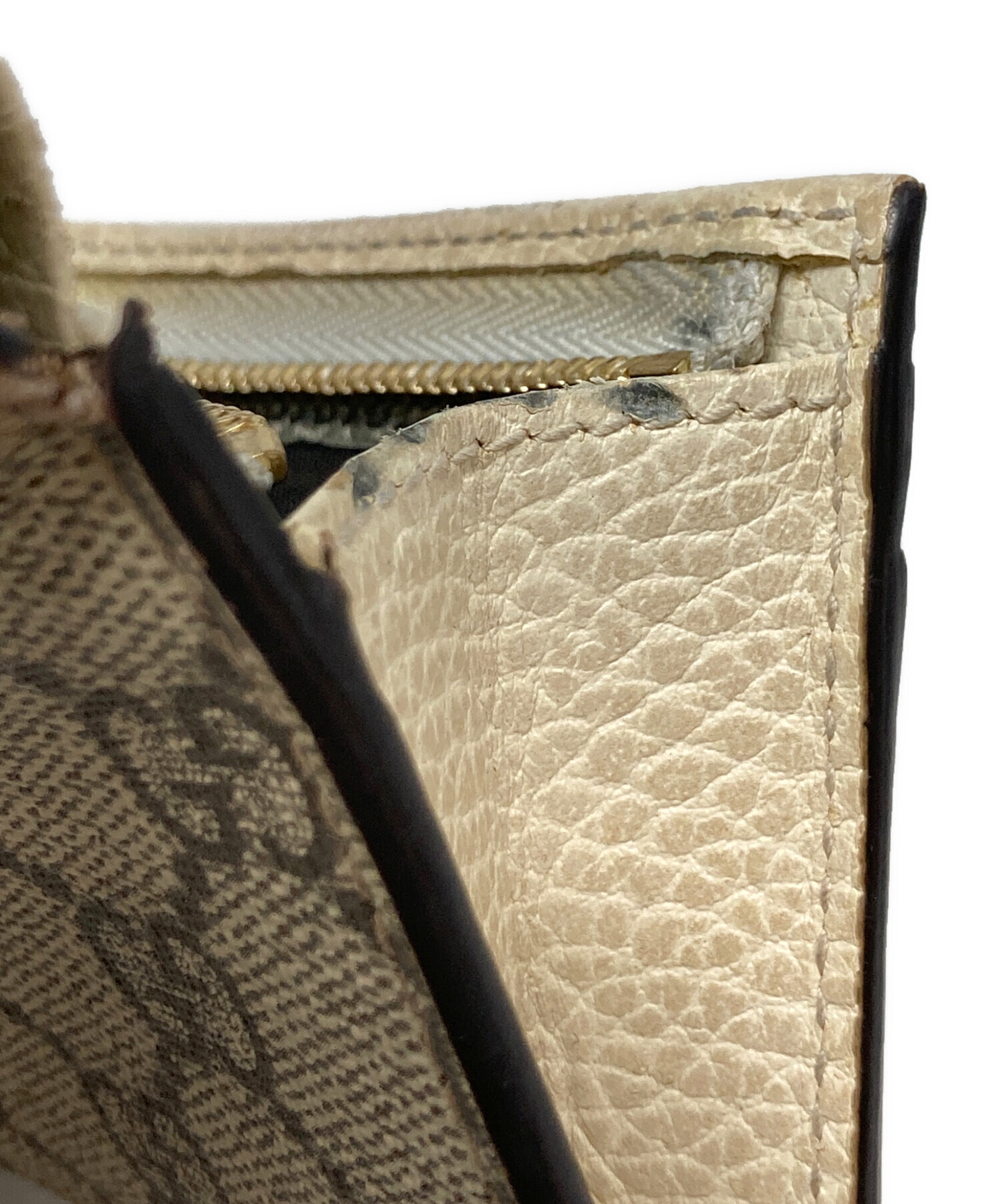 中古・古着通販】GUCCI (グッチ) GGマーモント 2つ折り財布 アイボリー
