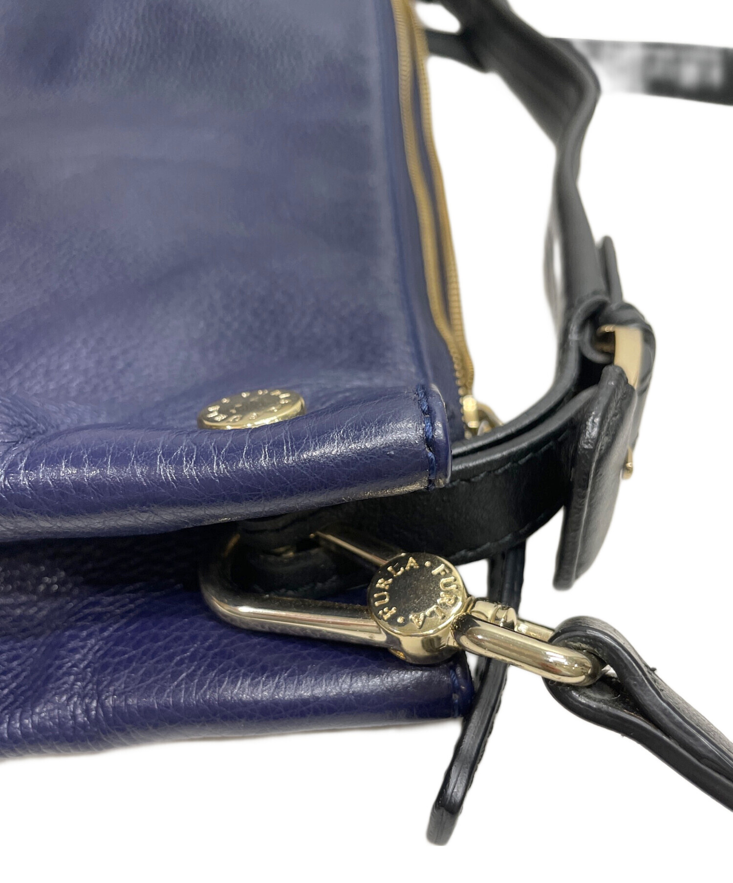 中古・古着通販】FURLA (フルラ) 2WAYショルダー南京錠モチーフ
