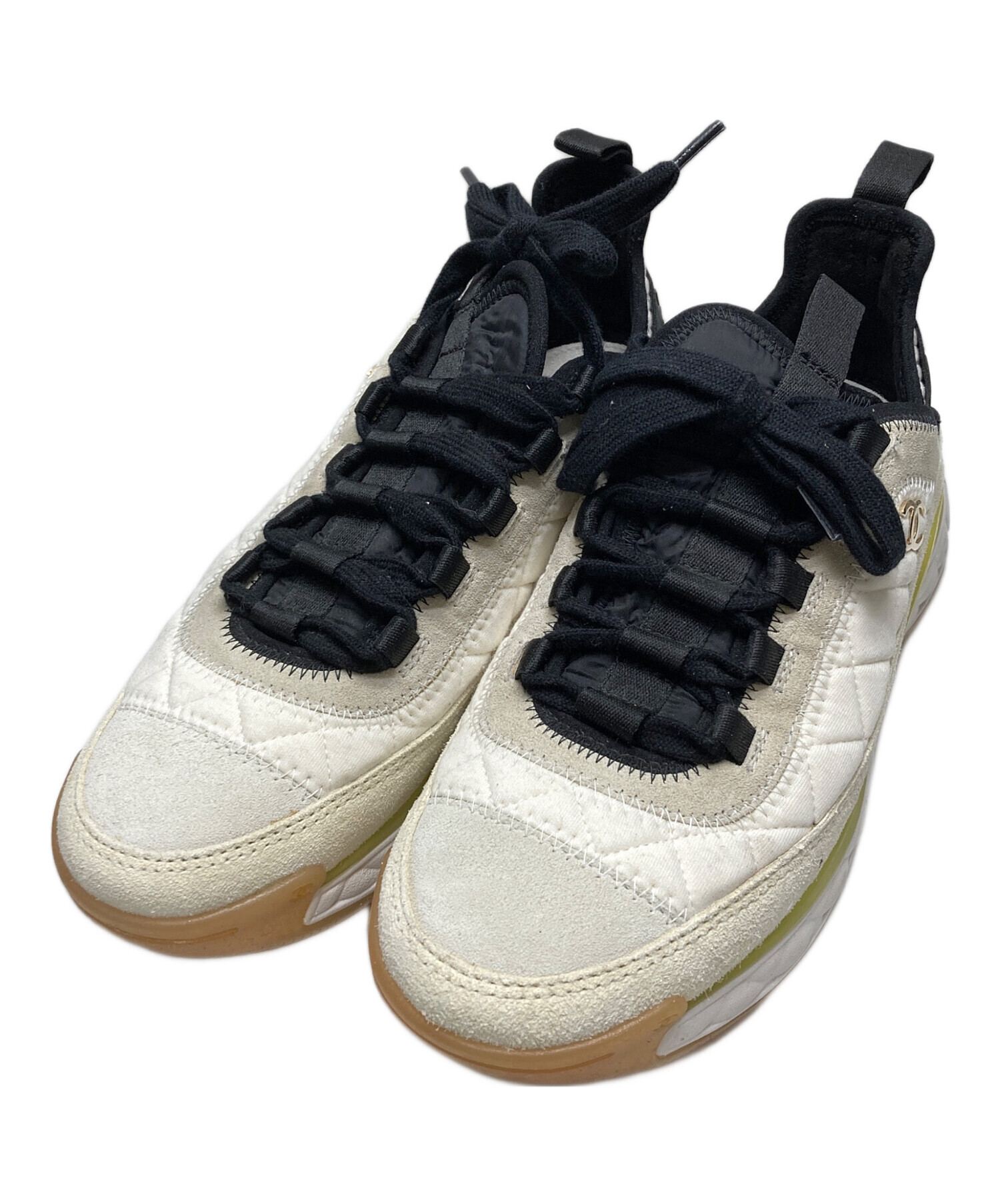 シャネルマトラッセスニーカー36 中古・古着通販】CHANEL (シャネル) マトラッセ スニーカー ベージュ