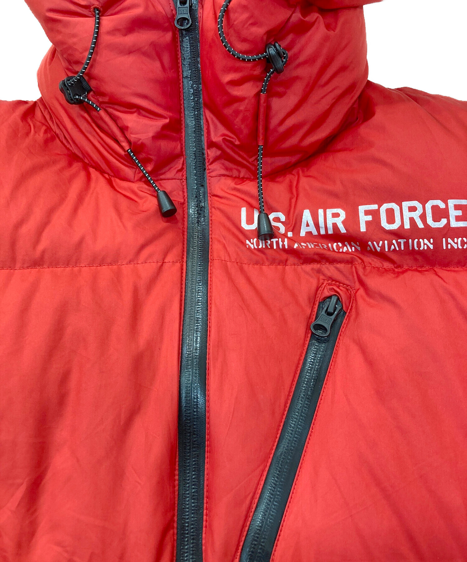 中古・古着通販】AVIREX (アヴィレックス) ダウンジャケット レッド