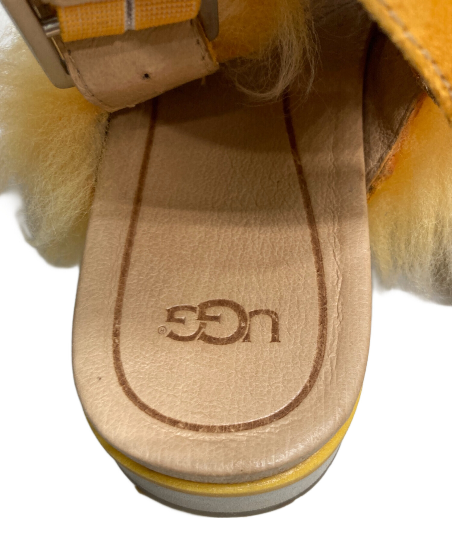 UGG アグ サンダル レディース 【古着】【中古】 中古・古着通販】UGG (アグ) ファーサンダル オレンジ サイズ:25cm