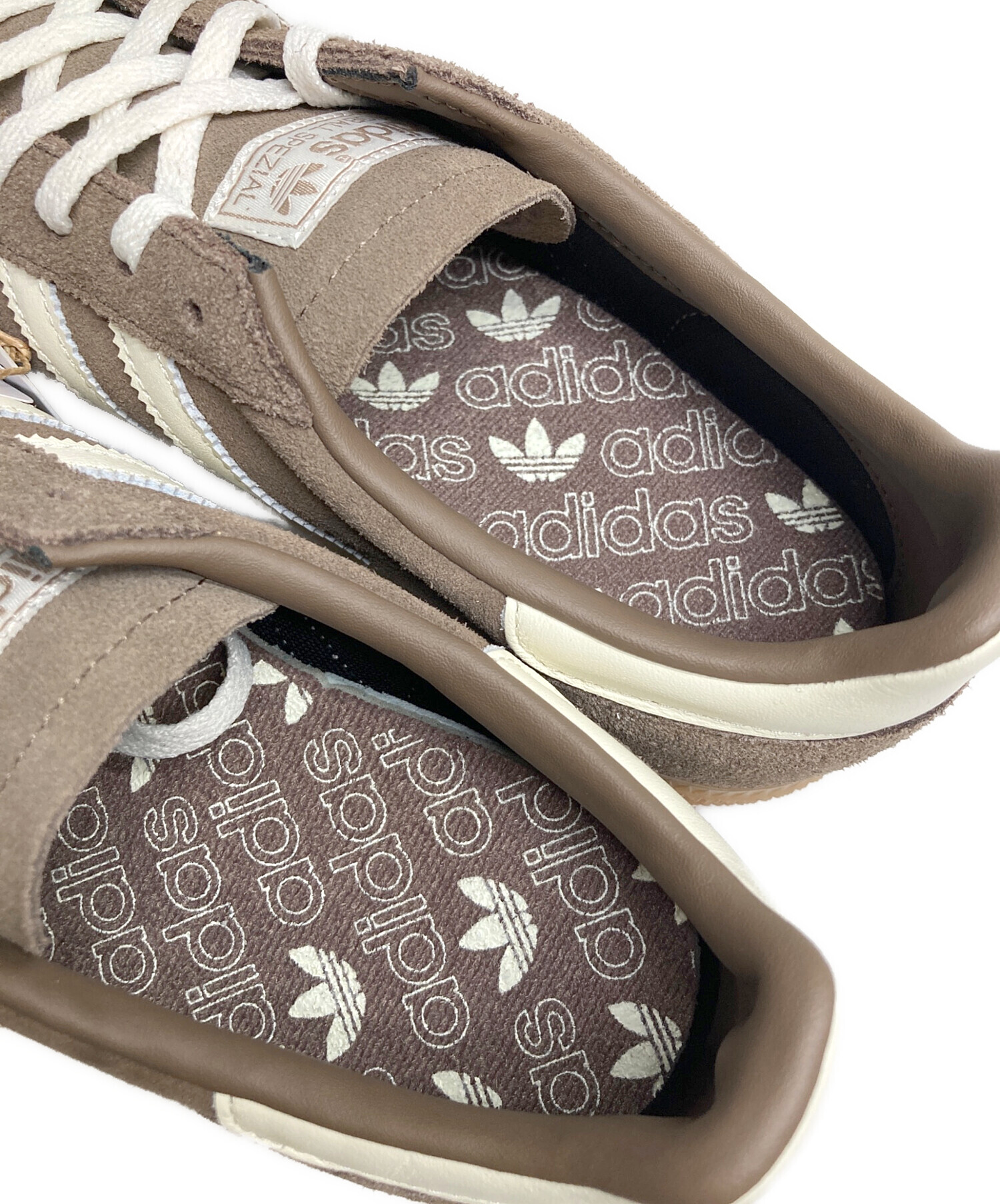 中古・古着通販】adidas (アディダス) スニーカー ブラウン サイズ