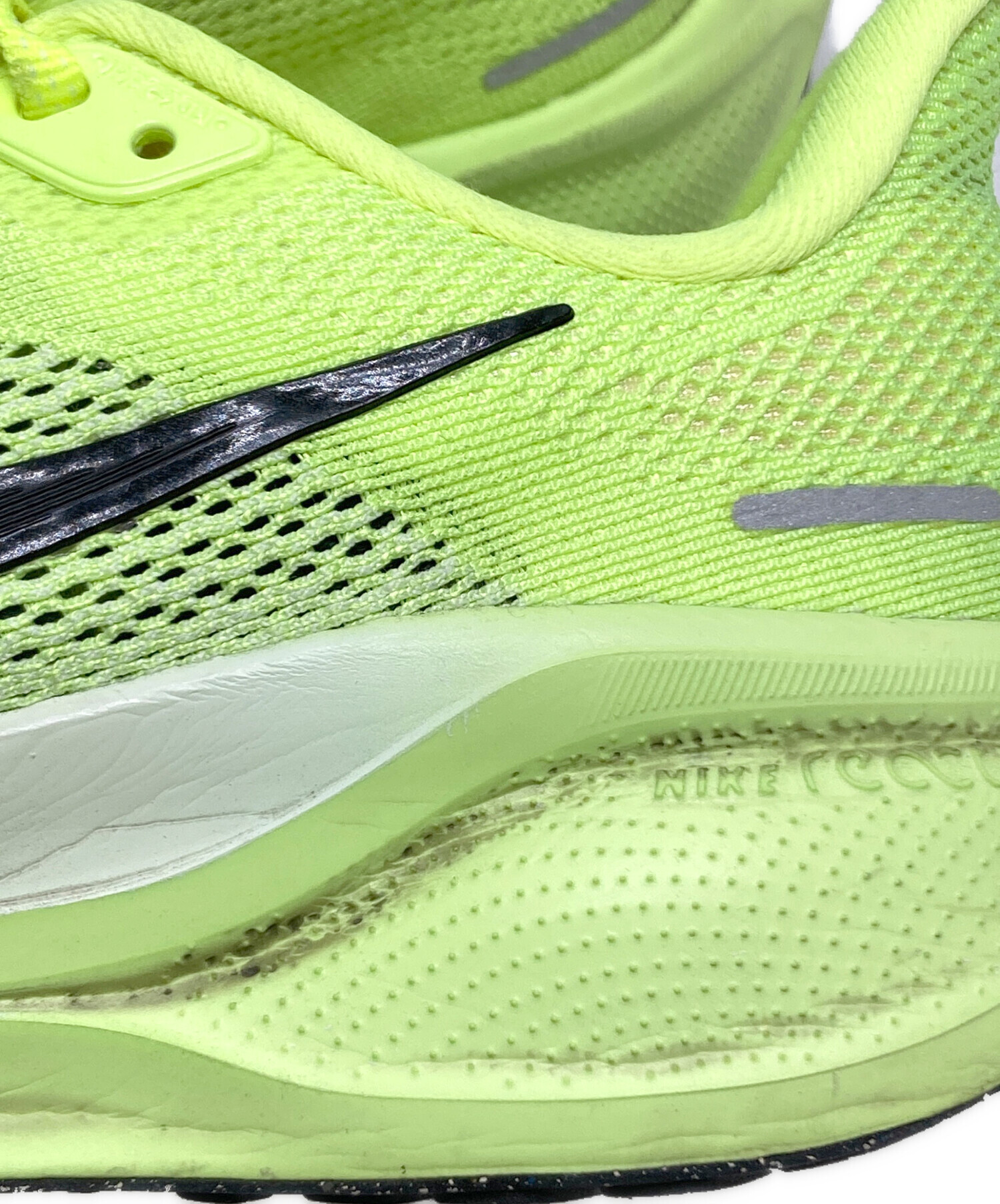 中古・古着通販】NIKE (ナイキ) ランニングシューズ 黄緑 サイズ:23.5