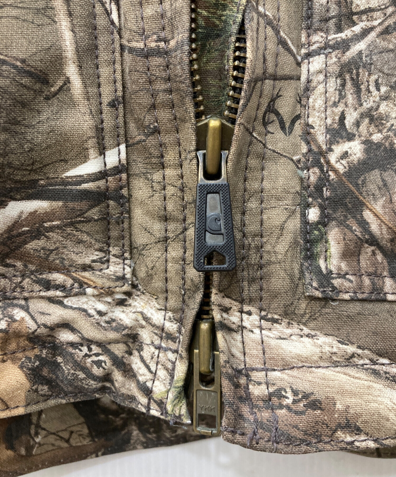 中古・古着通販】CarHartt (カーハート) リアルツリー柄ジャケット