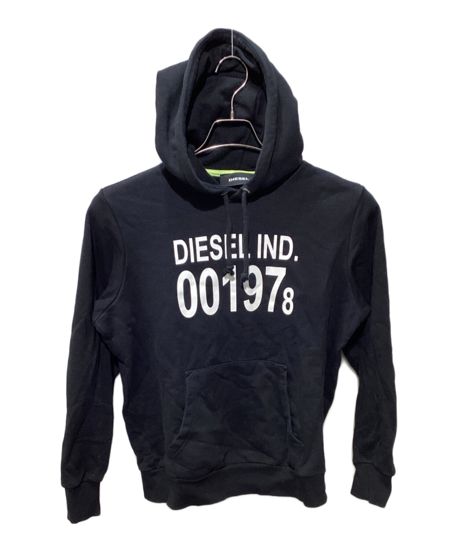 DIESEL ディーゼル パーカー M 黒 【古着】【中古】【送料無料】 DIESEL - DIESEL ディーゼル パーカー M 黒 【古着】【中古】【送料