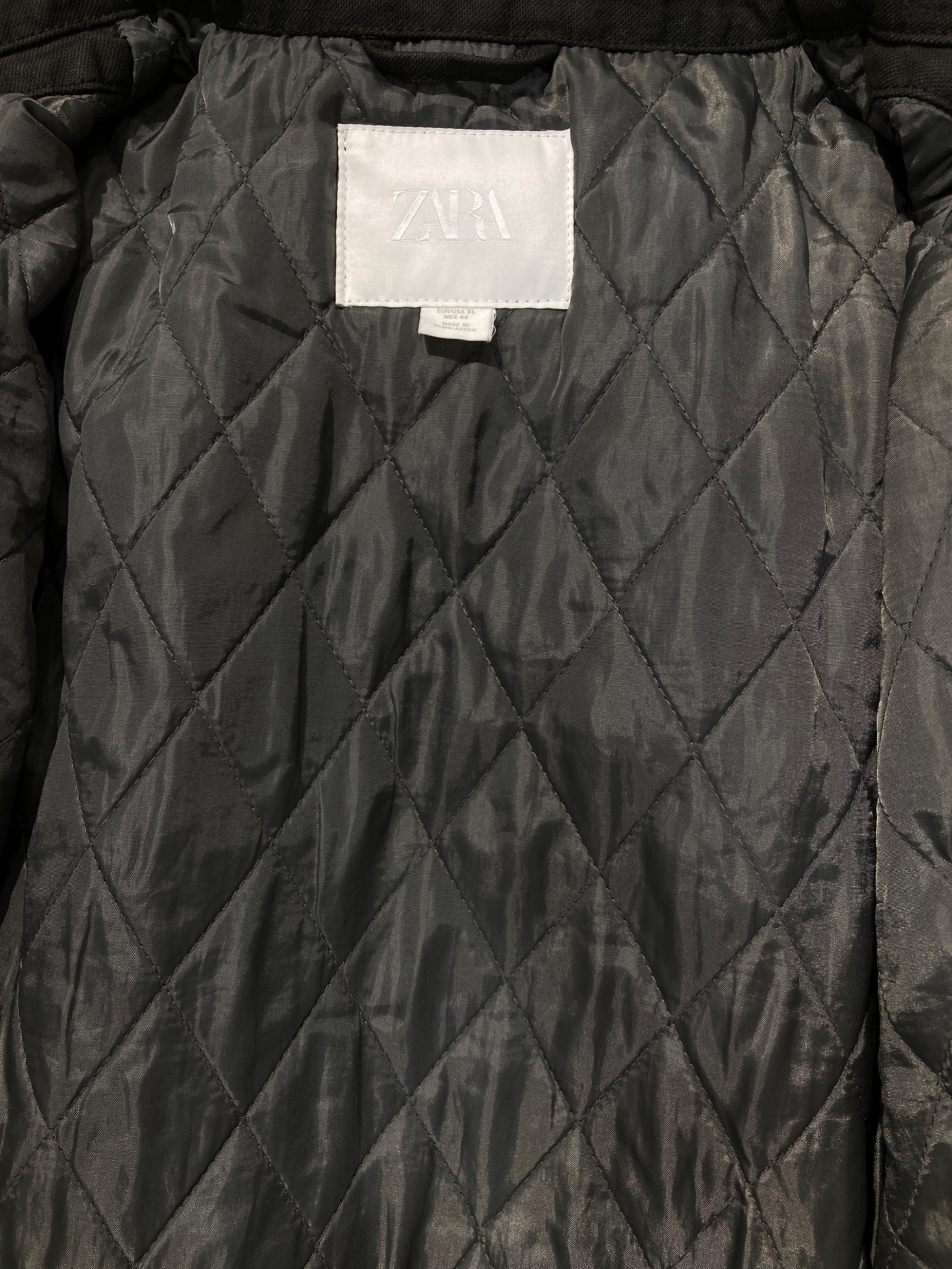 中古・古着通販】ZARA (ザラ) クロップドフィットトグルボタン