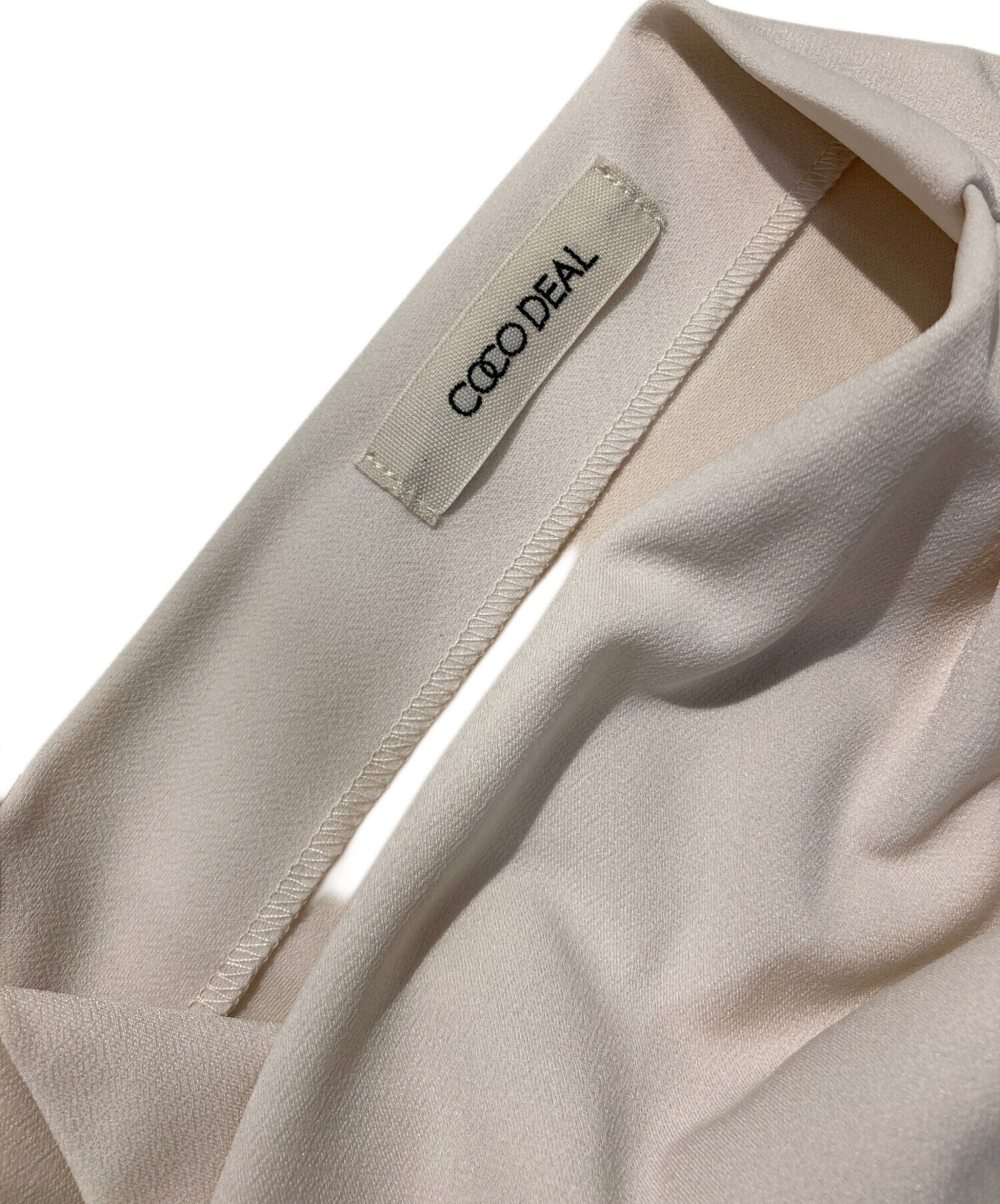 中古・古着通販】COCODEAL (ココディール) カシュクールカット