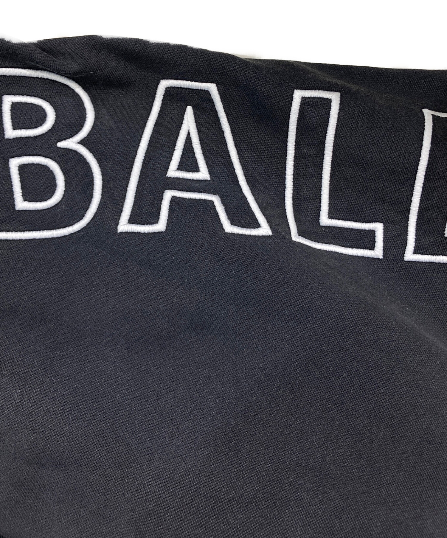 中古・古着通販】BALENCIAGA (バレンシアガ) ロゴ刺繍オーバーサイズ