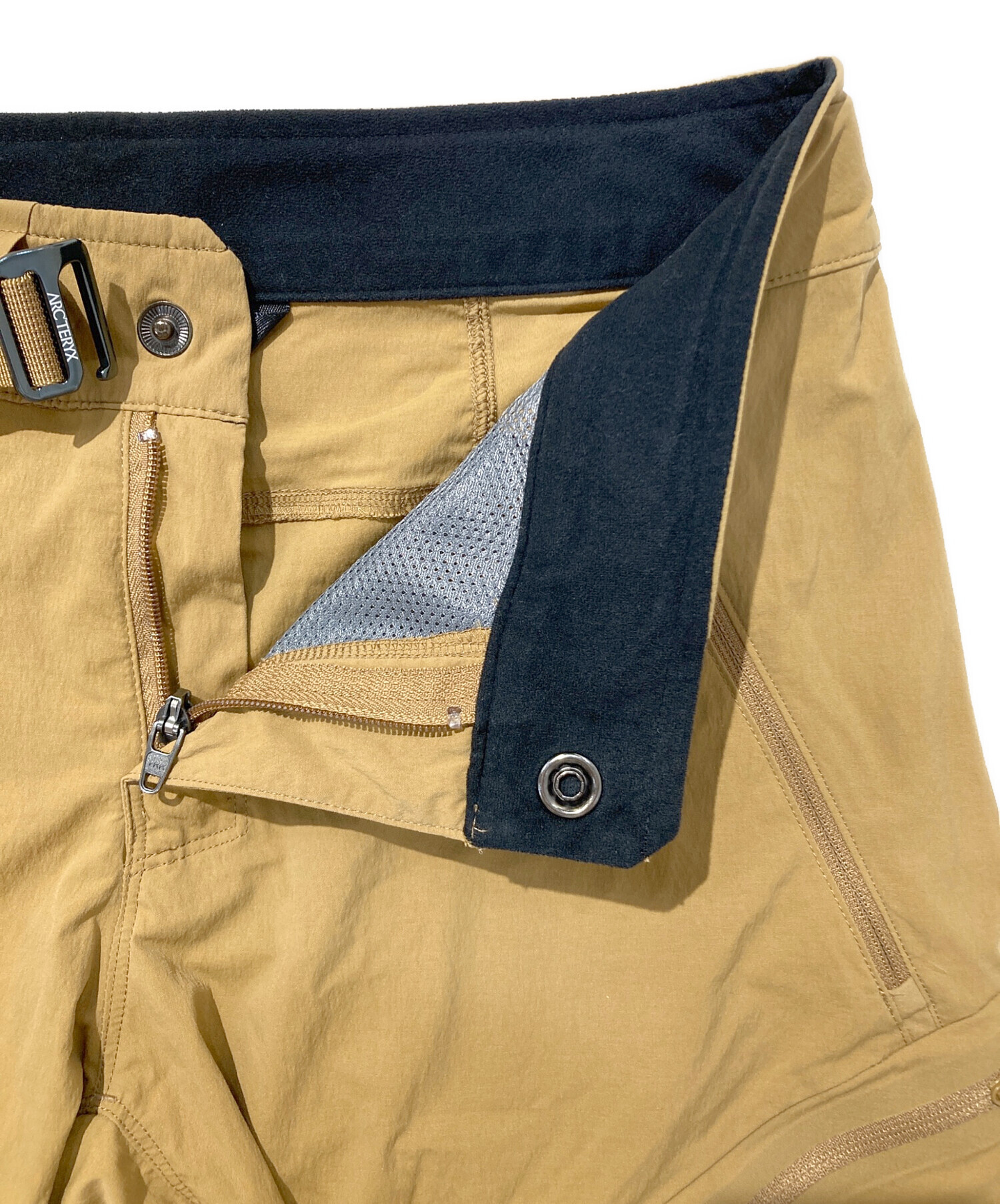 中古・古着通販】ARC'TERYX (アークテリクス) パンツ ブラウン サイズ