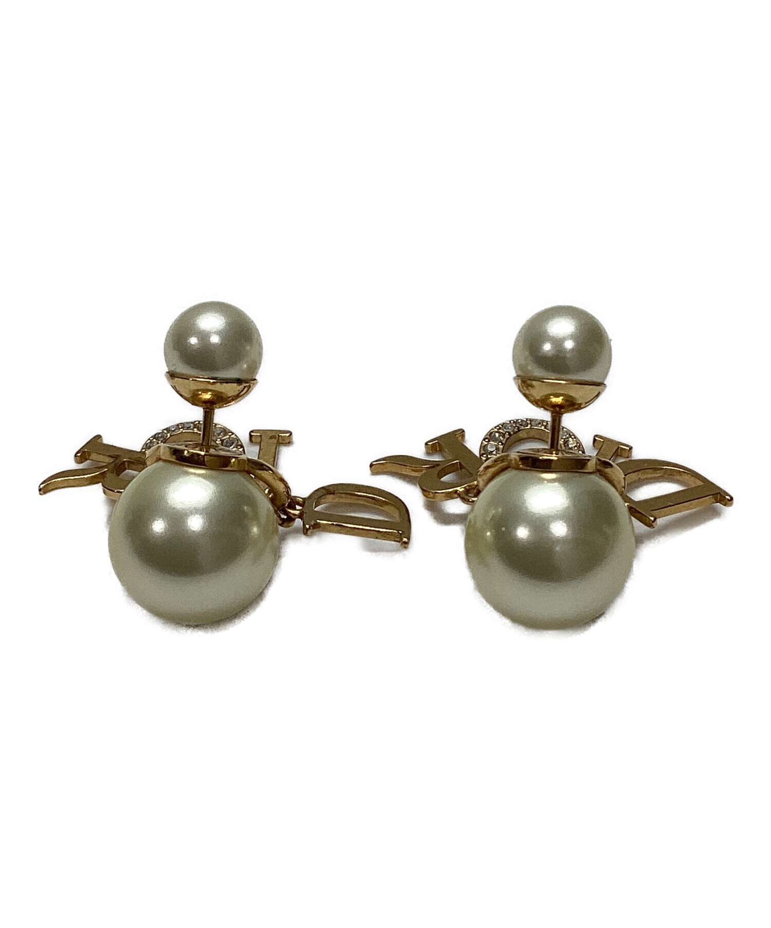 ②Dior ディオール ロゴ パール ピアス 両耳用 ジャンク 中古・古着通販】DIOR (ディオール) パールロゴピアス ホワイト