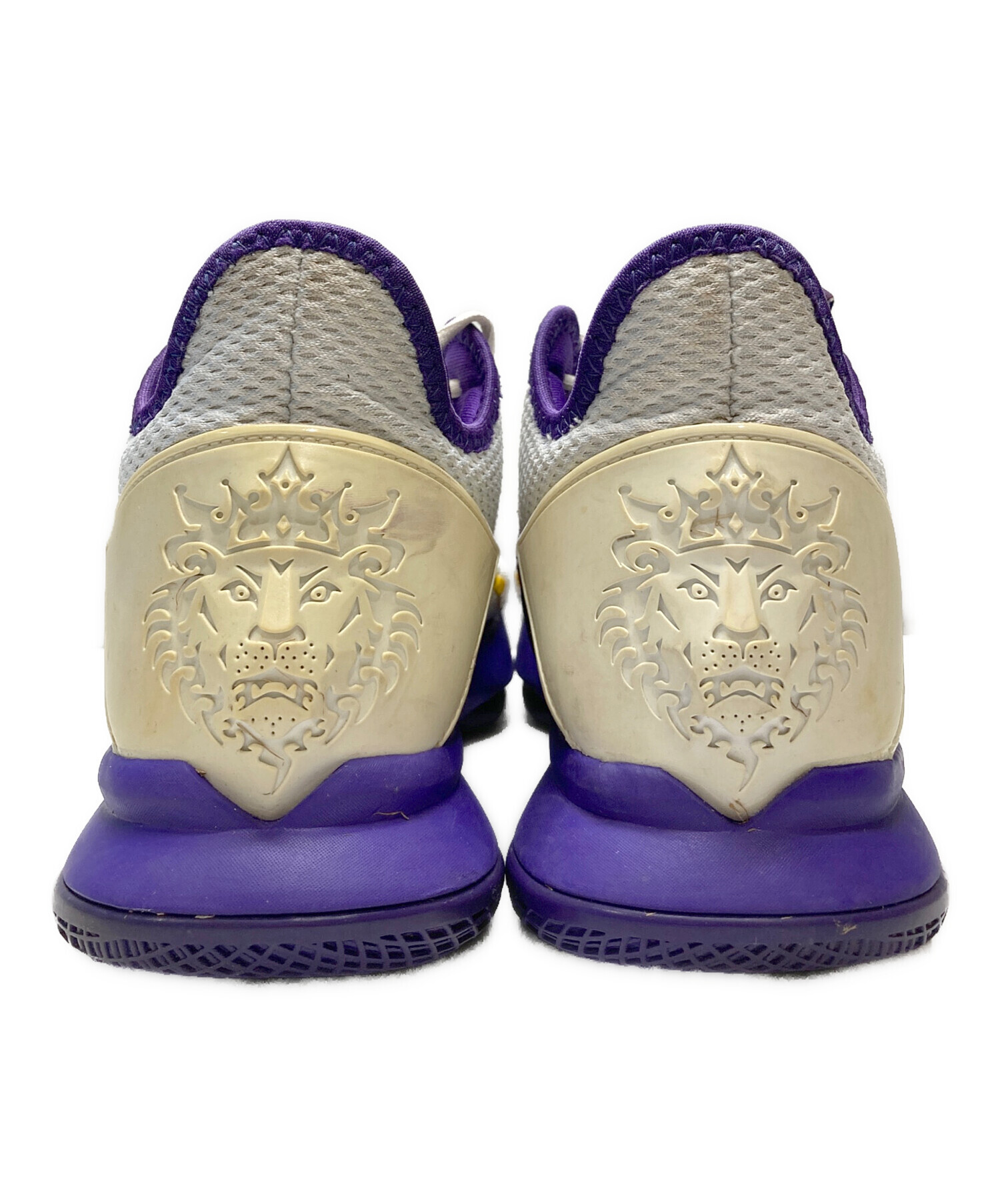 NIKEナイキ レブロン ウィットネス4 ブラック×パープル×ゴールド中古美品 中古・古着通販】NIKE (ナイキ) LEBRON WITNESS 4 WHITE/VOLTAGE