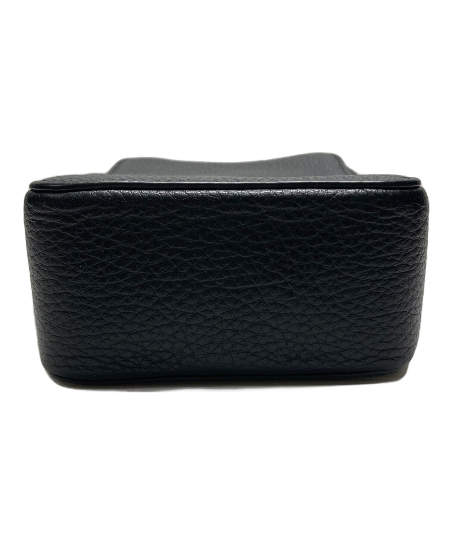 三線　チーガ　本皮　中古品 中古・古着通販】COACH (コーチ) ポーチ カーフレザーショルダーポーチ
