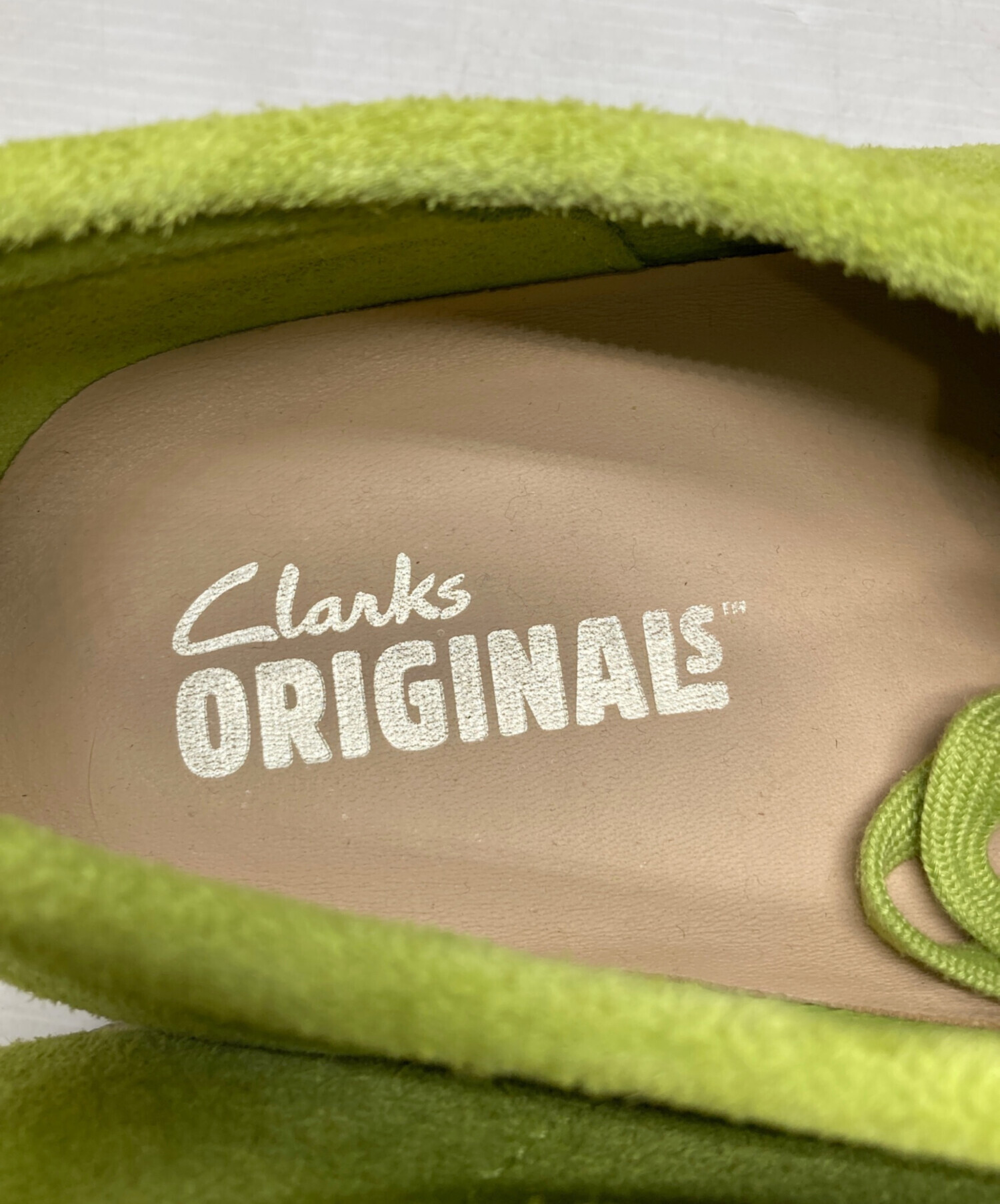 中古・古着通販】CLARKS (クラークス) ワラビーブーツ 黄緑 サイズ:29