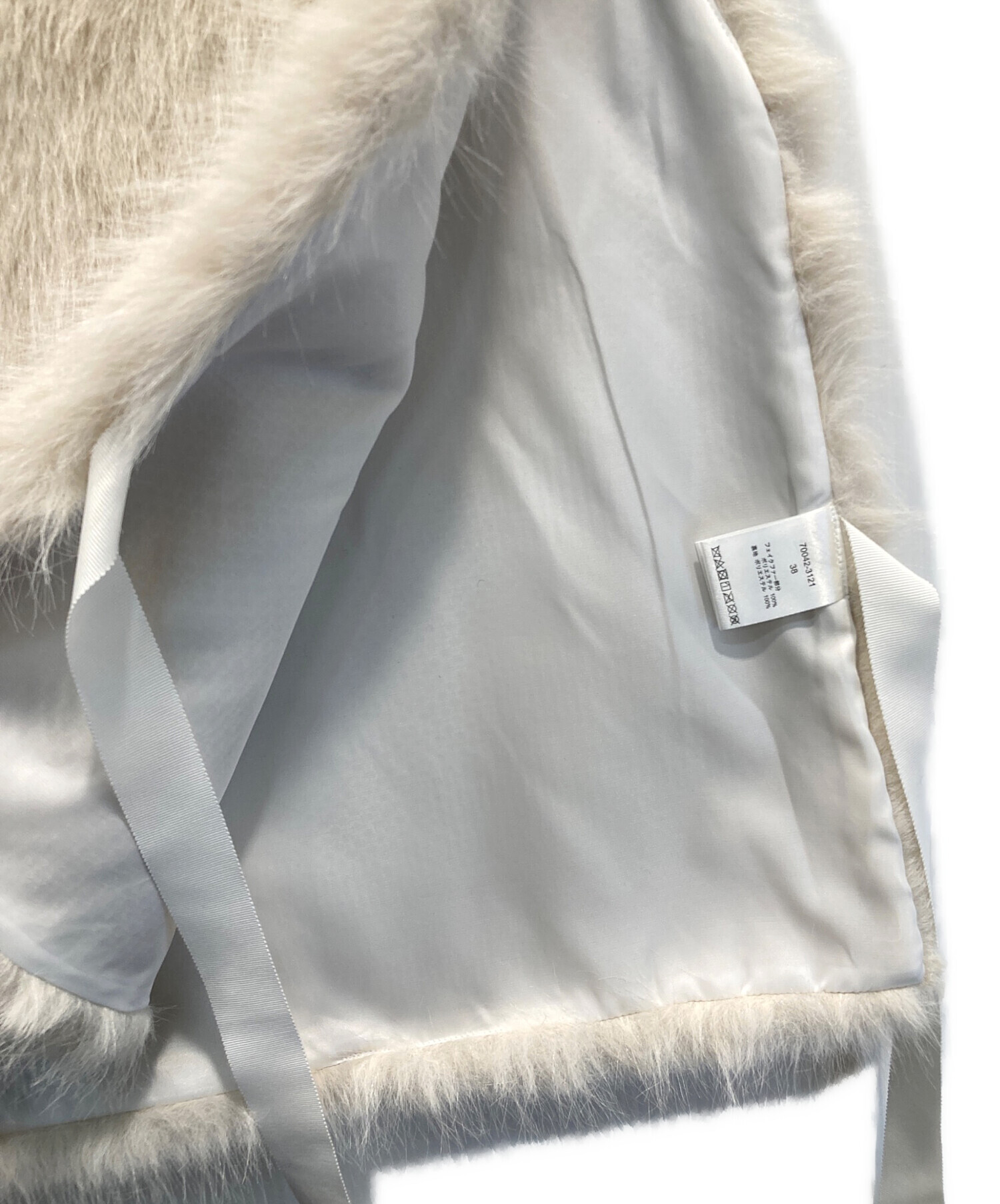 イデアルーチェエコファーリボンベスト ホワイトiDea Luce