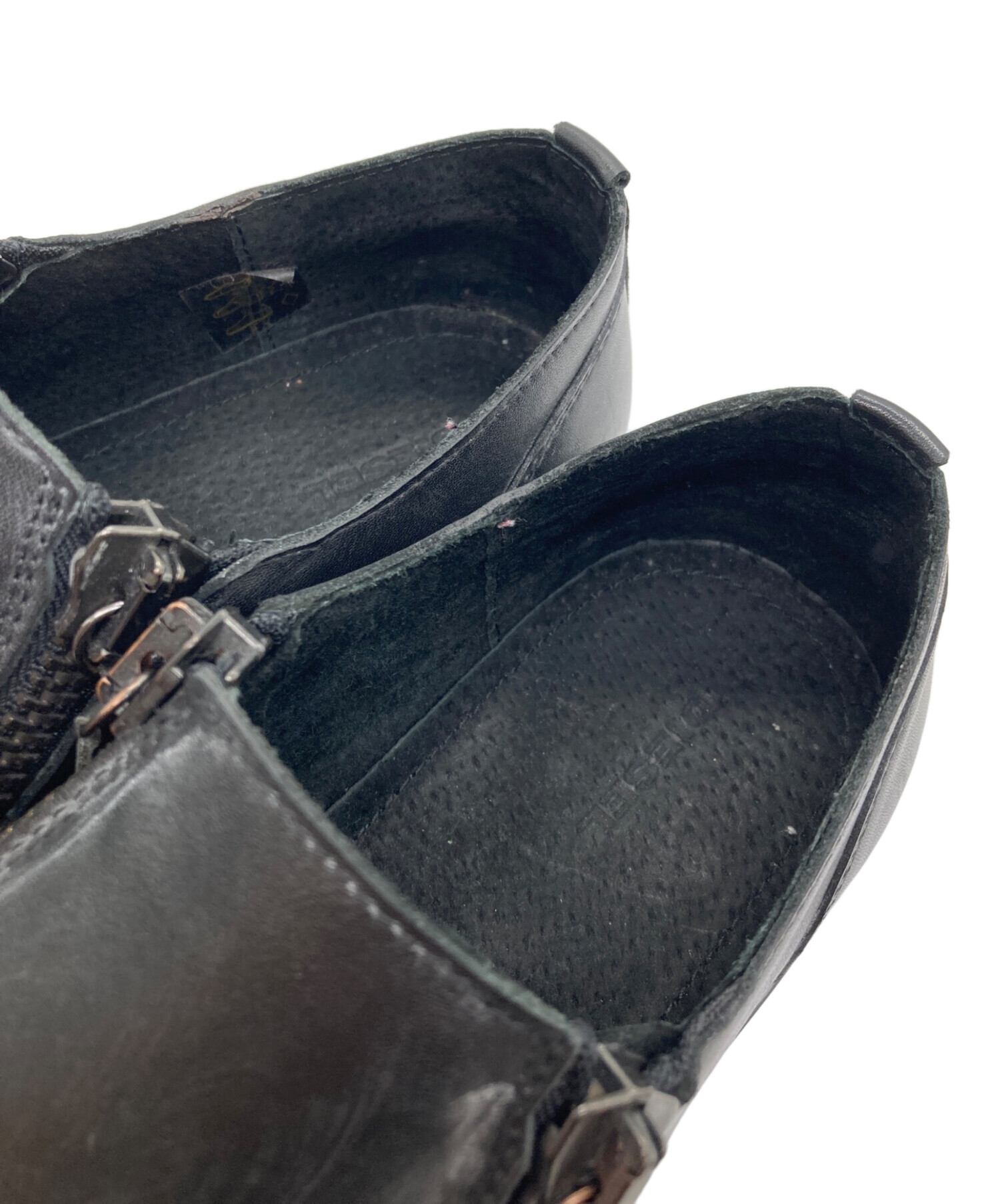 中古・古着通販】DIESEL (ディーゼル) ジップレザースリッポン 中古・古着通販】DIESEL (ディーゼル) ジップレザースリッポン